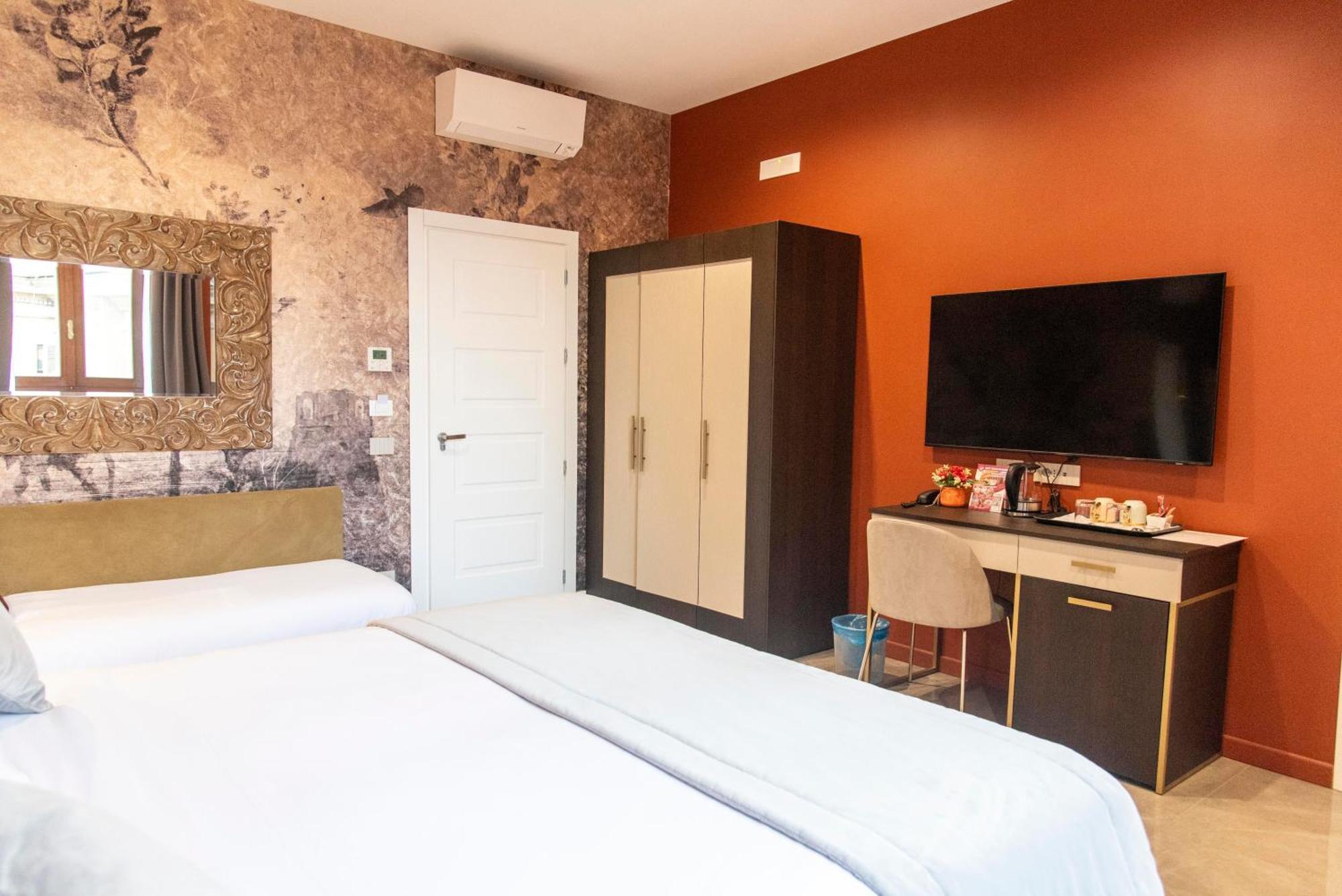 Executive Triple Room