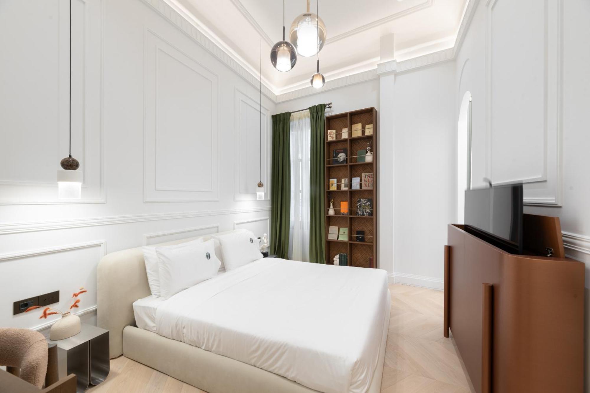 Gem Suite City View