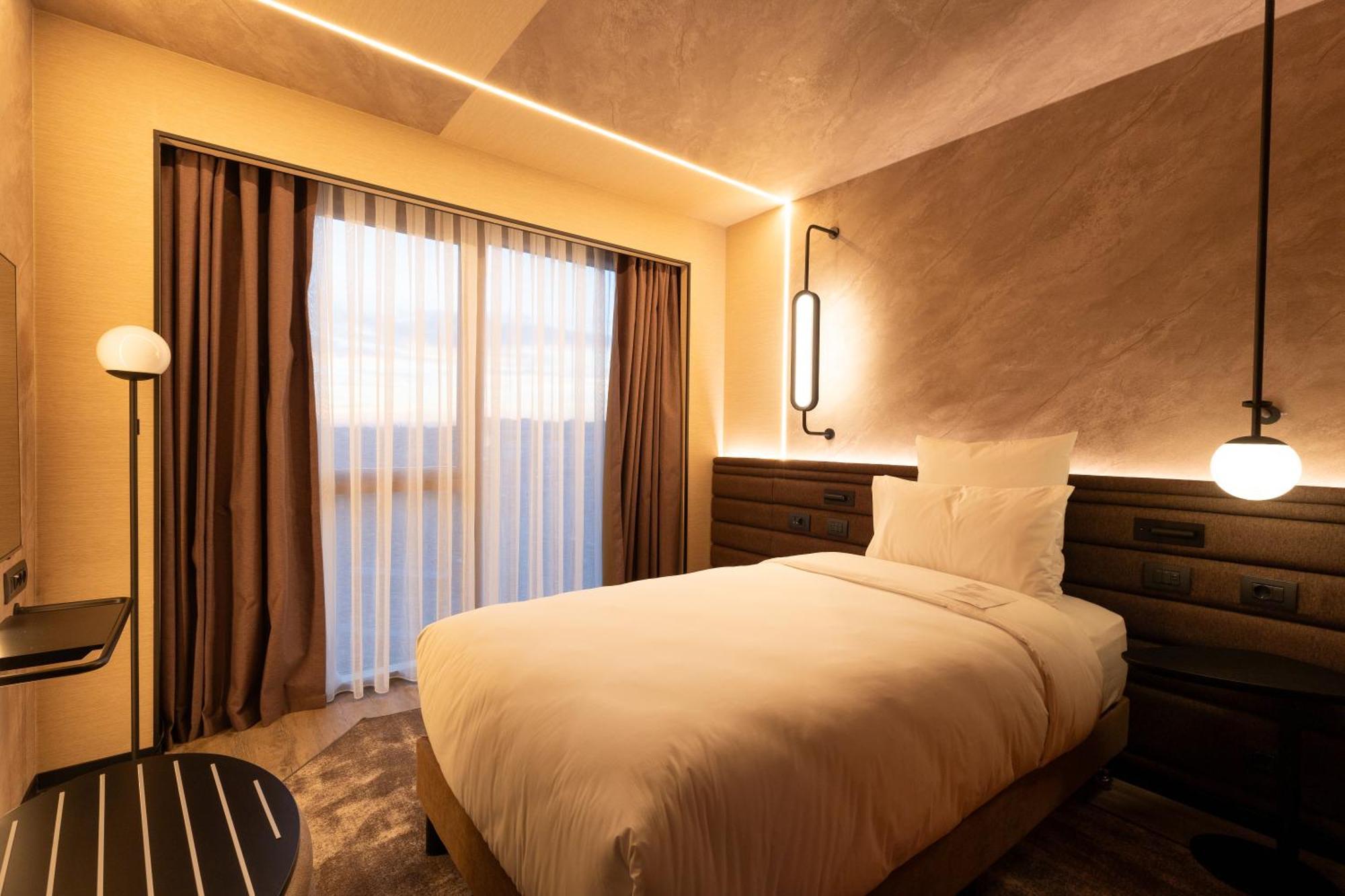 Economic Single Room