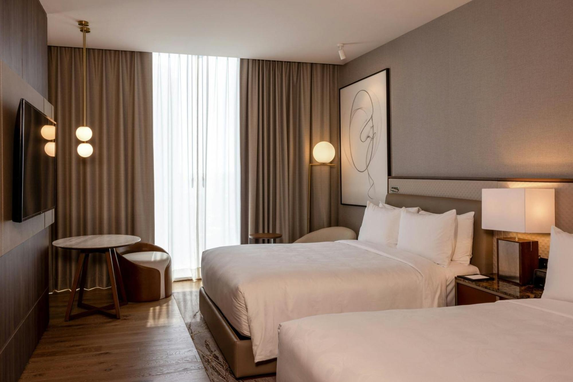 Deluxe Guest room 2 Queen City view