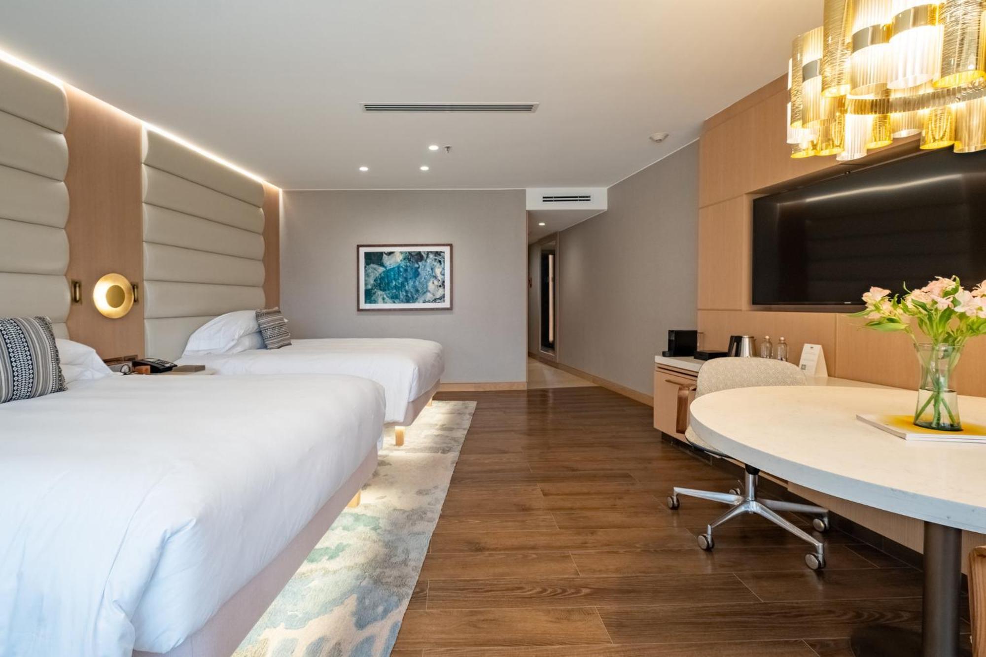Executive Room Queen