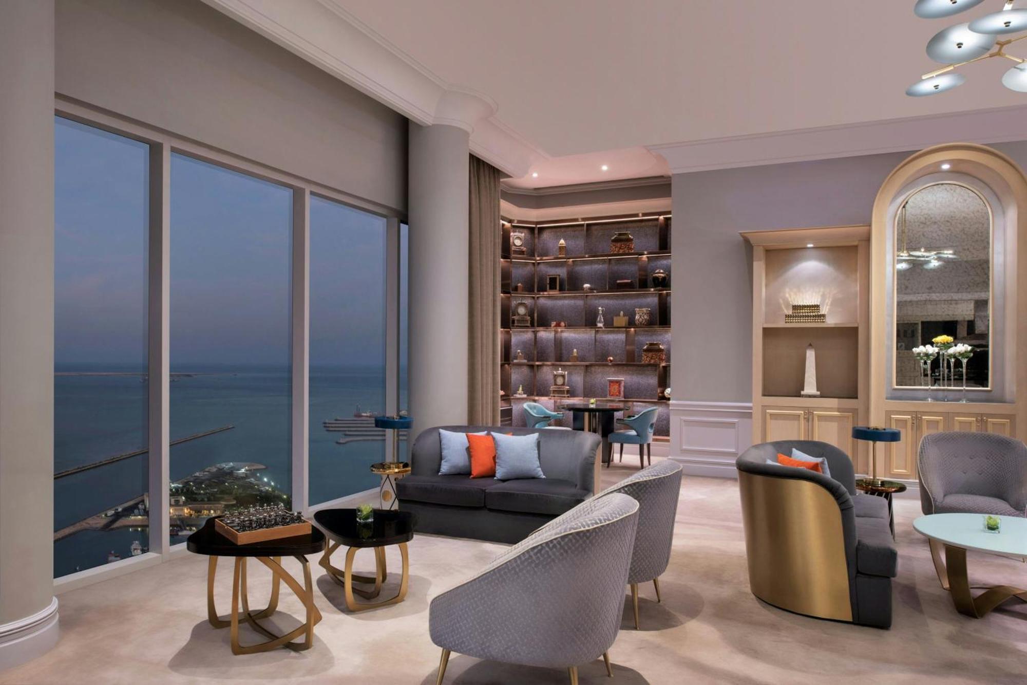 Club Twin Room Lounge Access