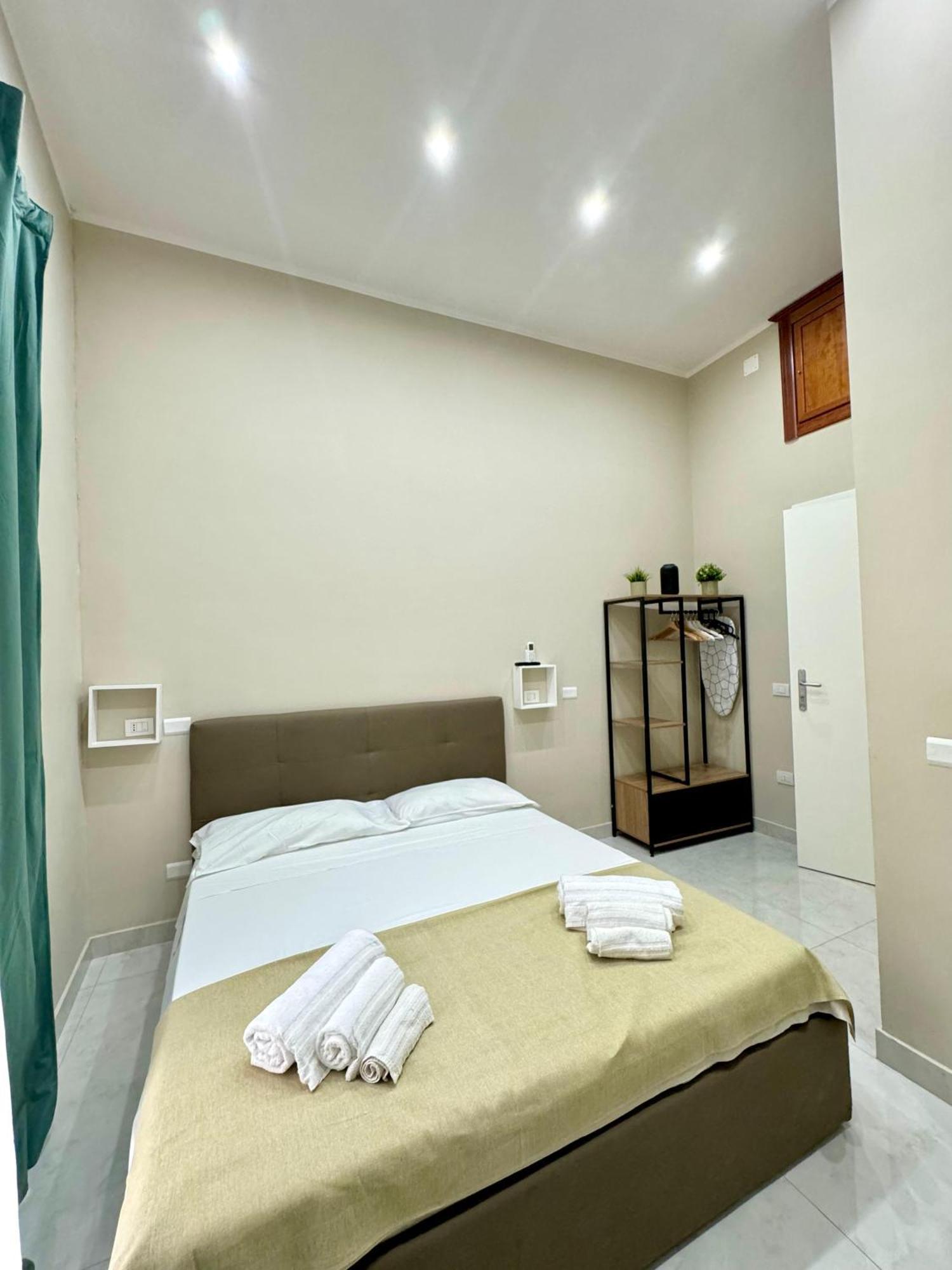 Double Room Private Bathroom