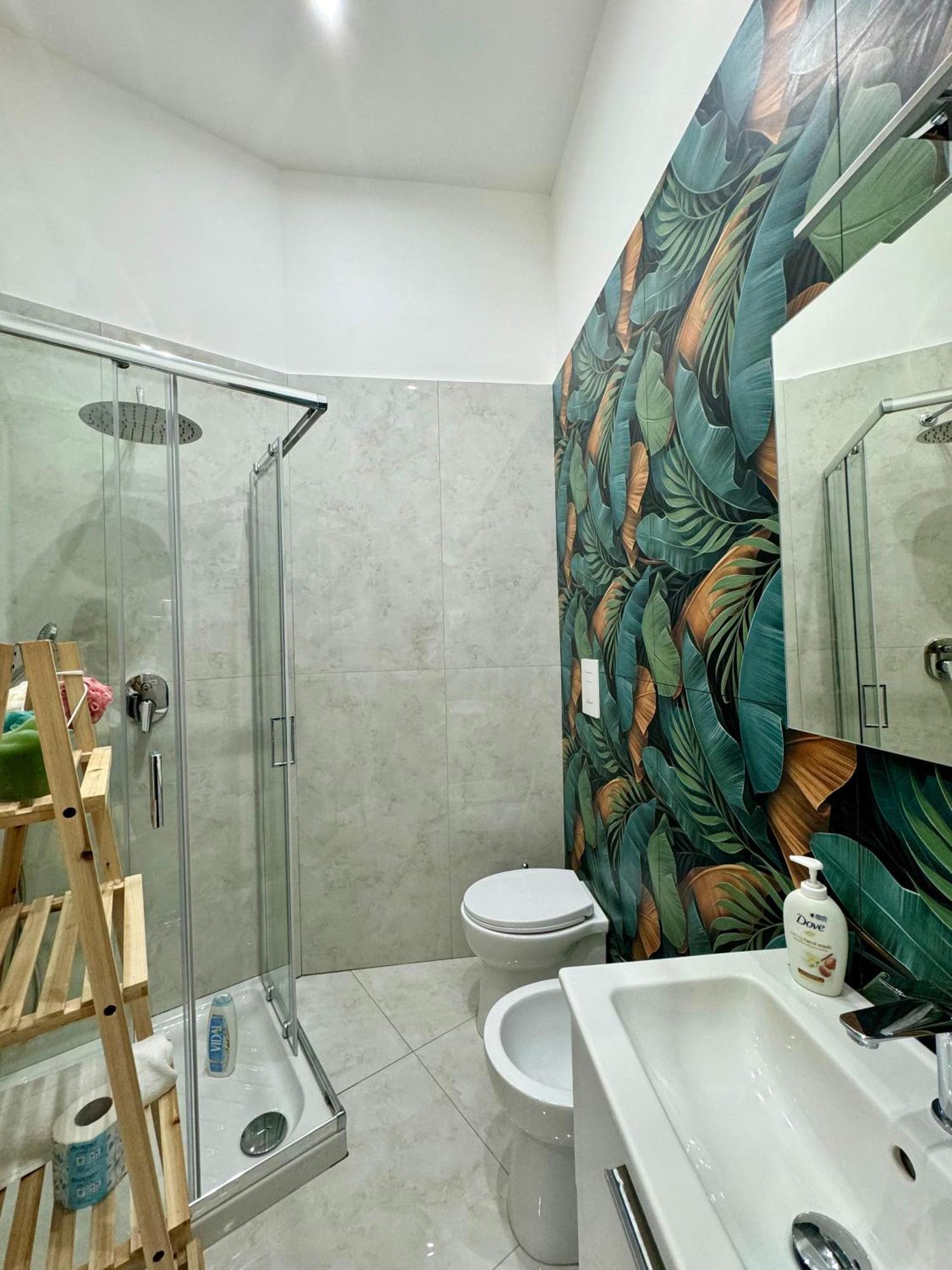 Double Room Private Bathroom
