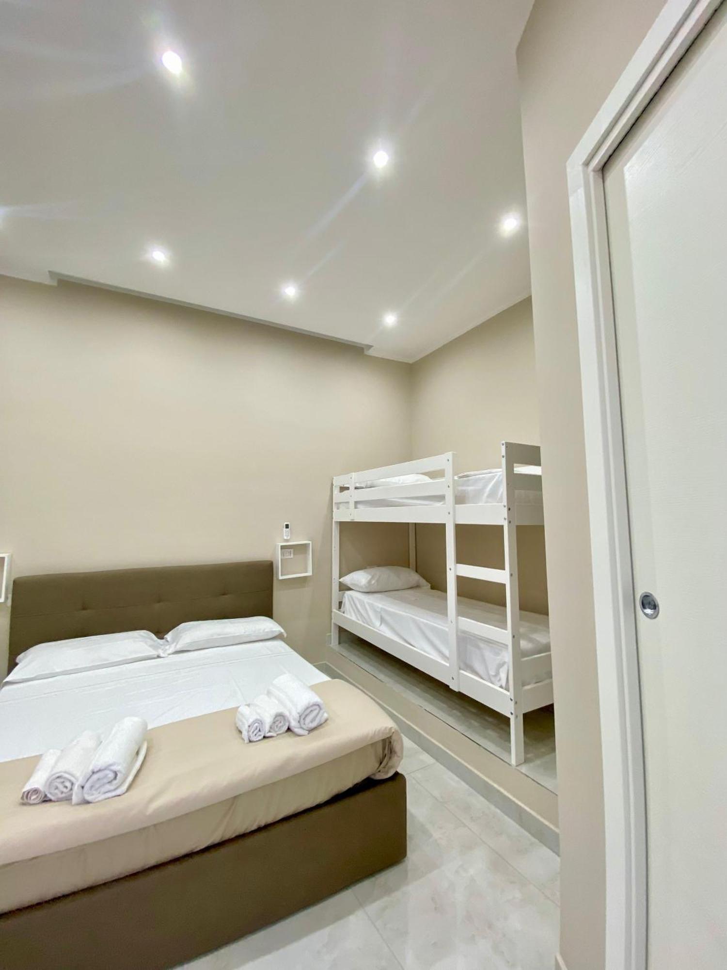 Quadruple Room Private Bathroom