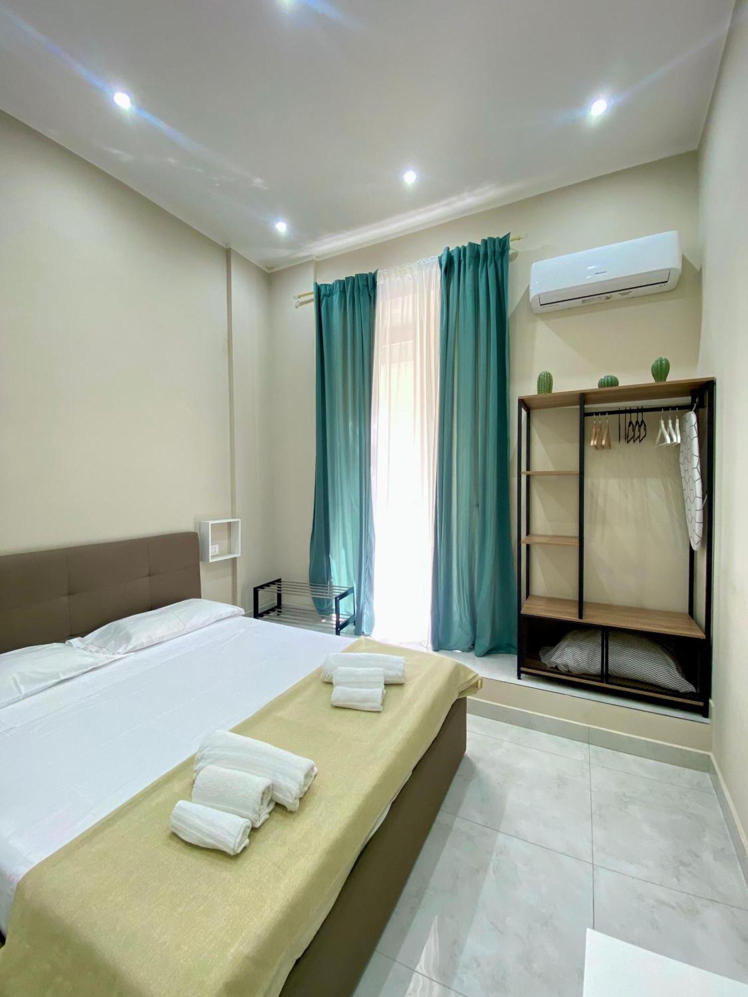 Double Room Private Bathroom