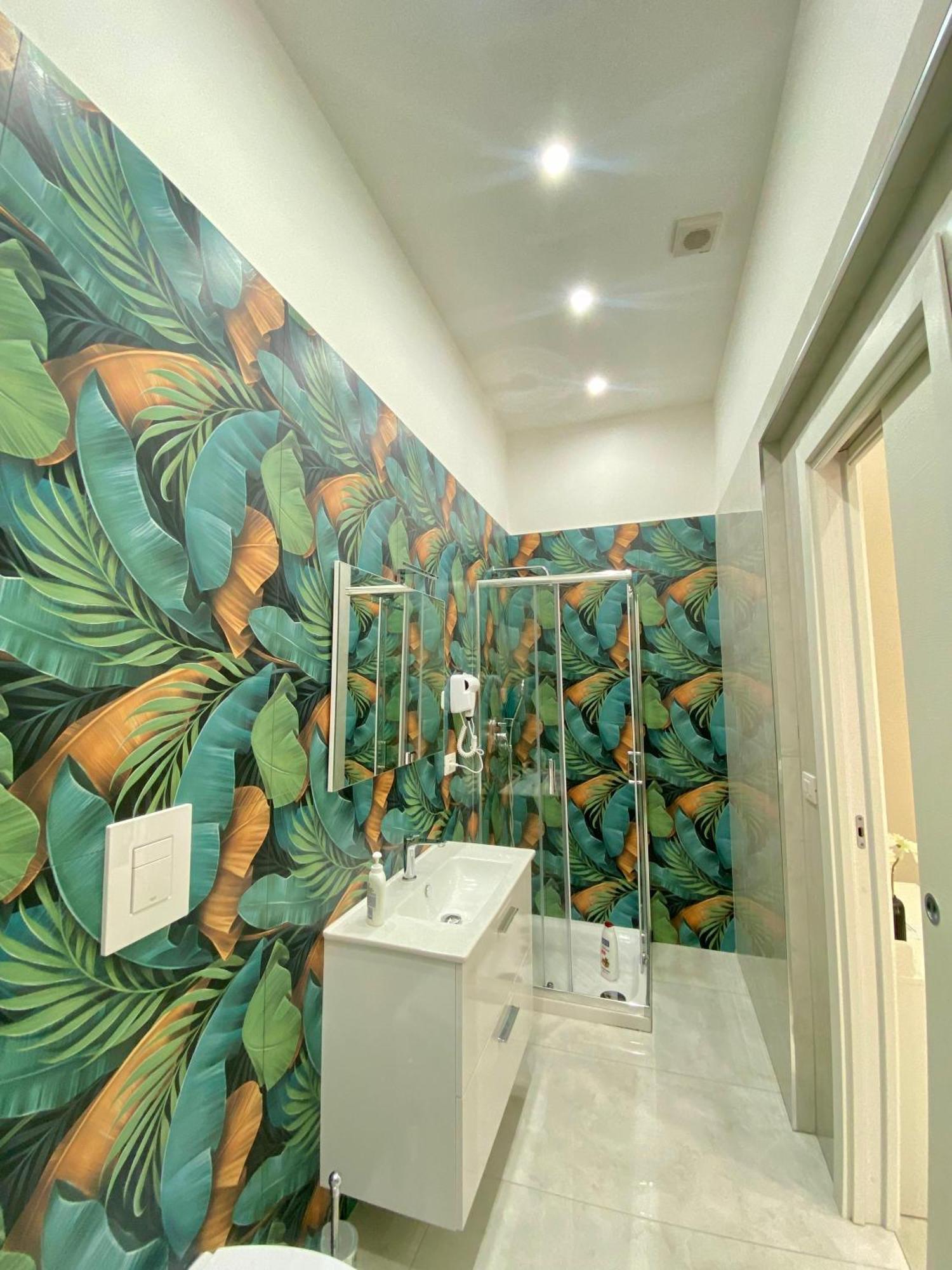 Double Room Private Bathroom