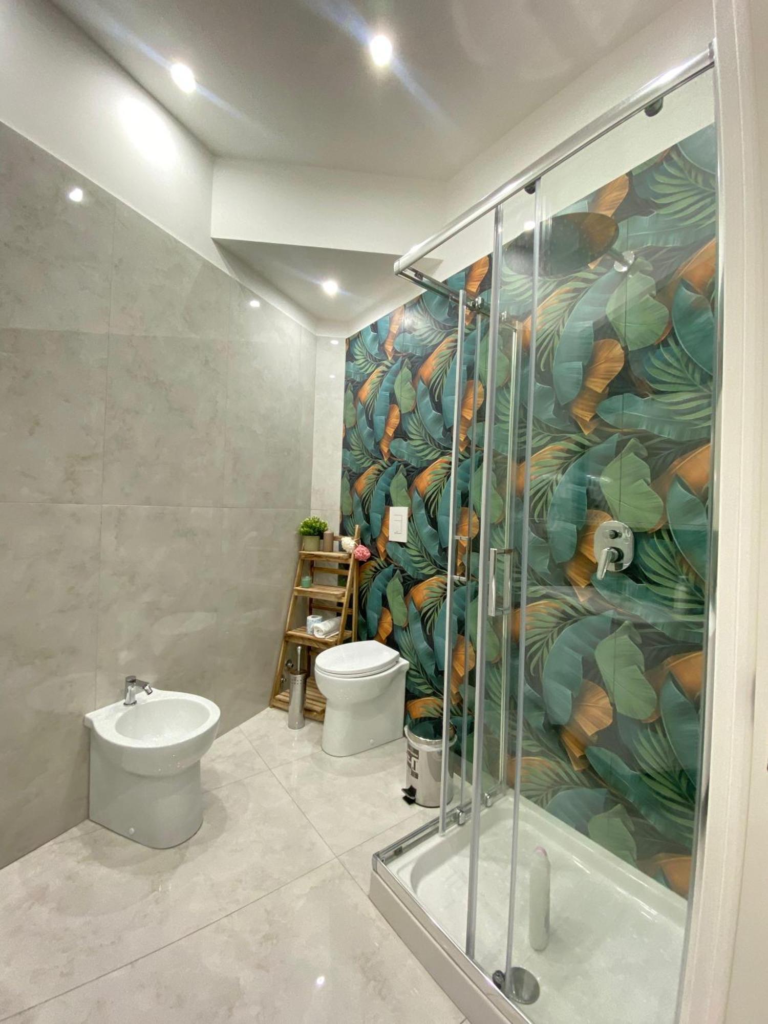Quadruple Room Private Bathroom