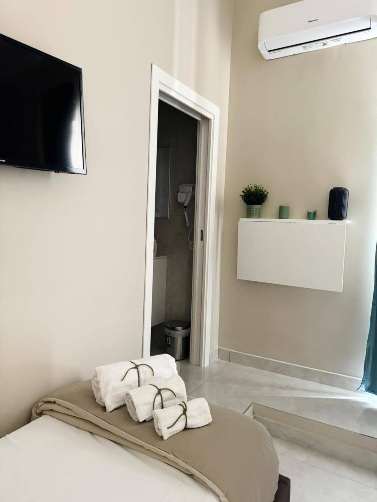 Triple Room Private Bathroom