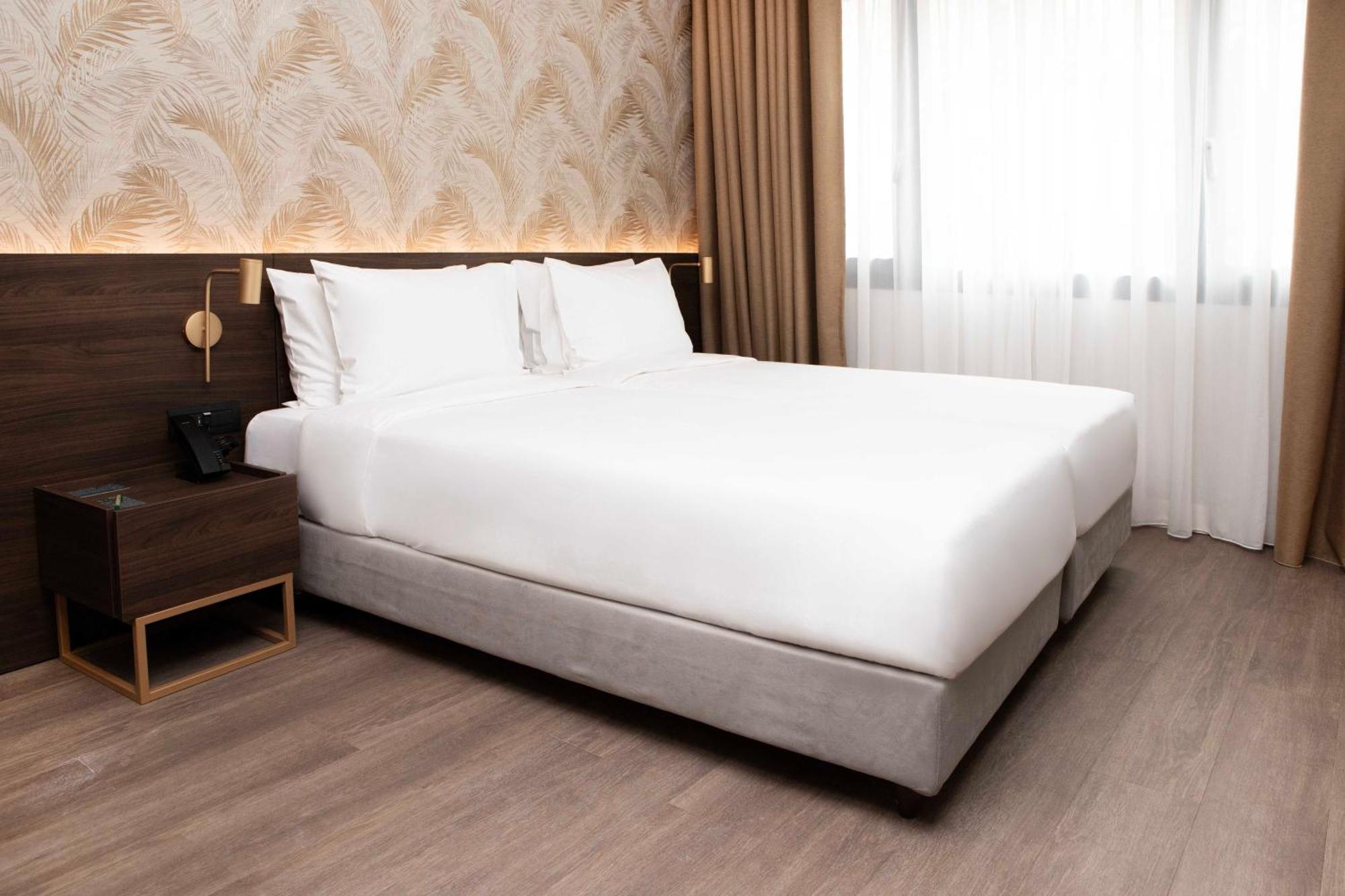Family Connecting Rooms