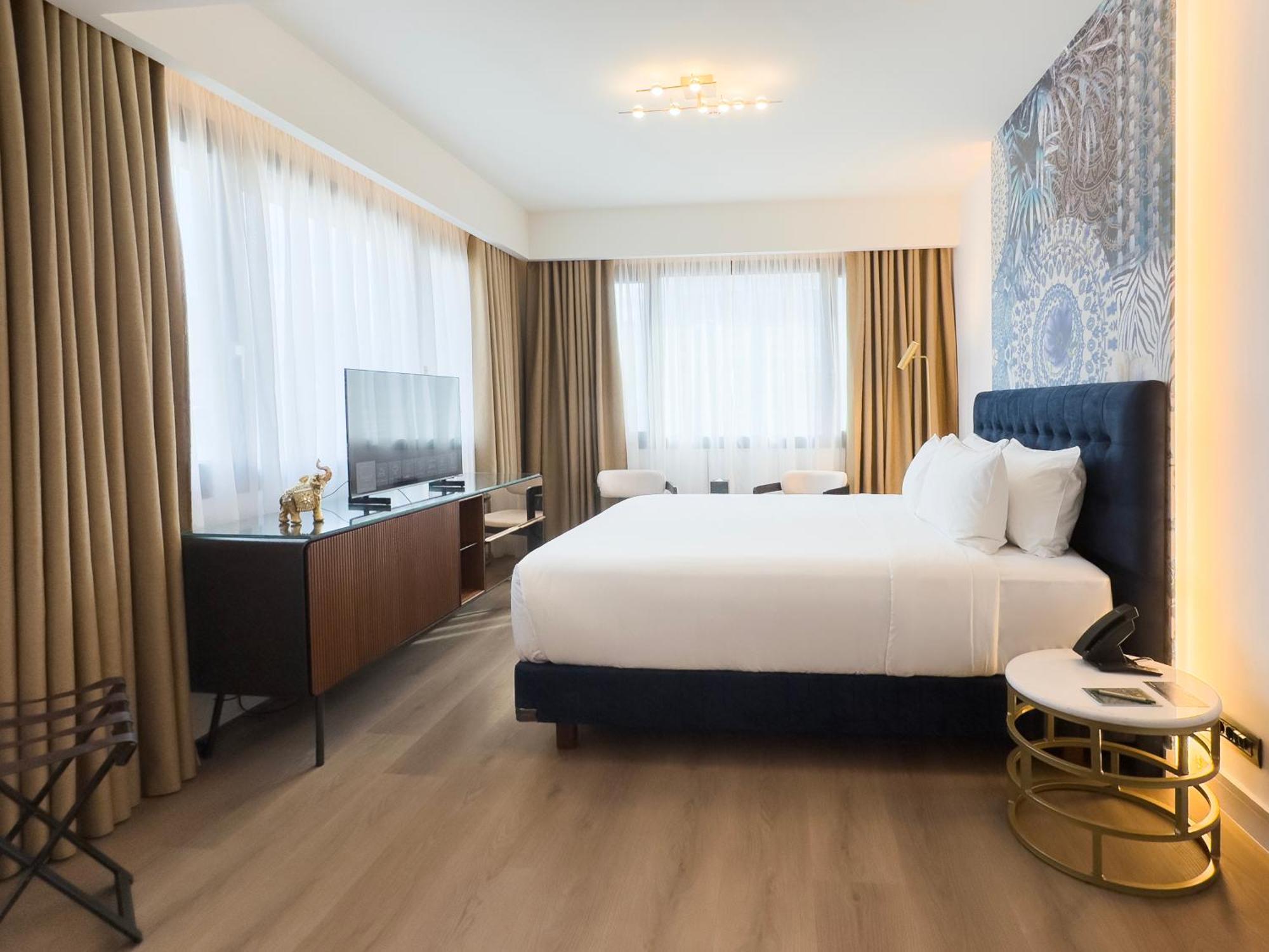 Suite City View