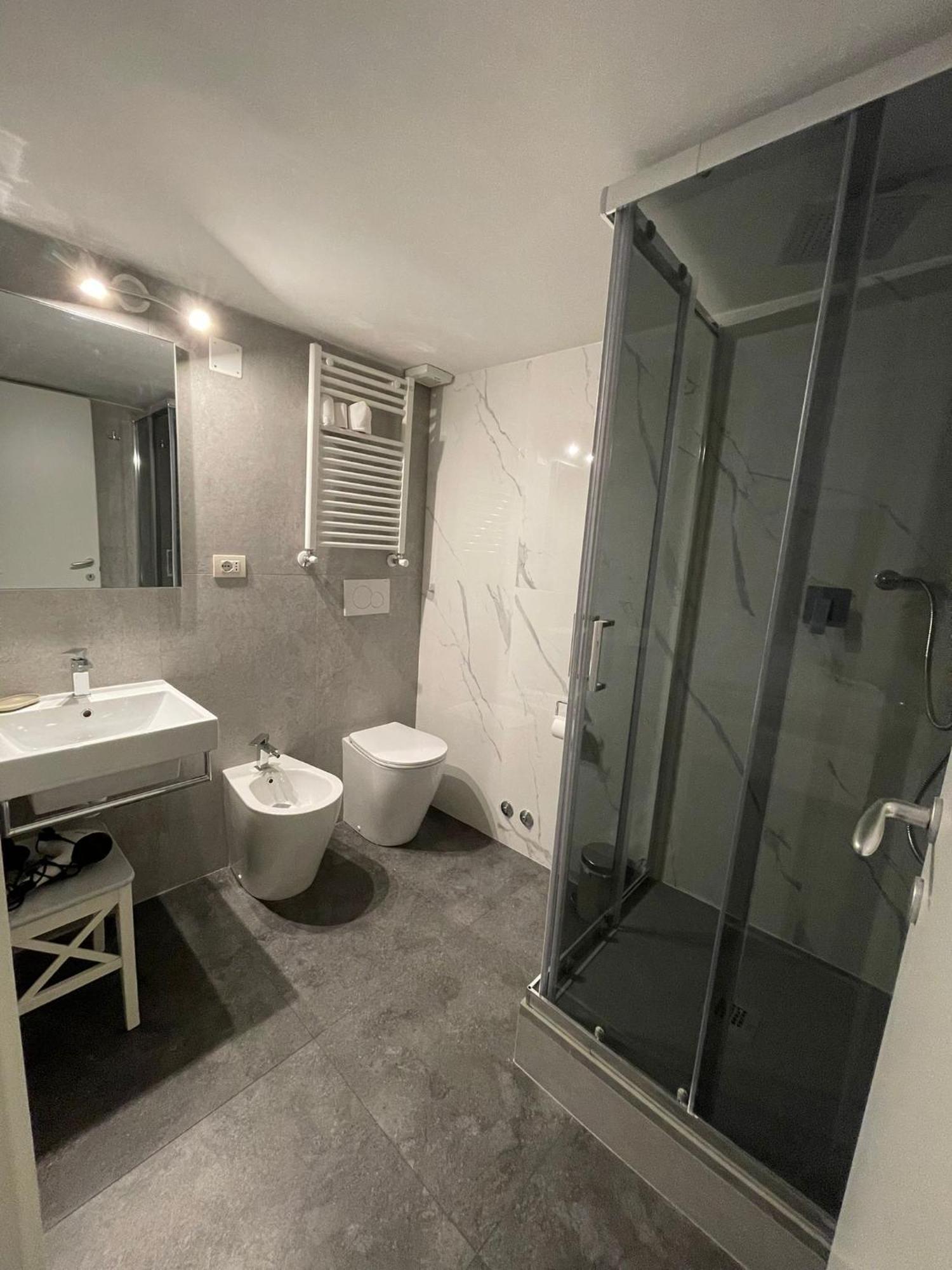 Deluxe Double or Twin Room City View