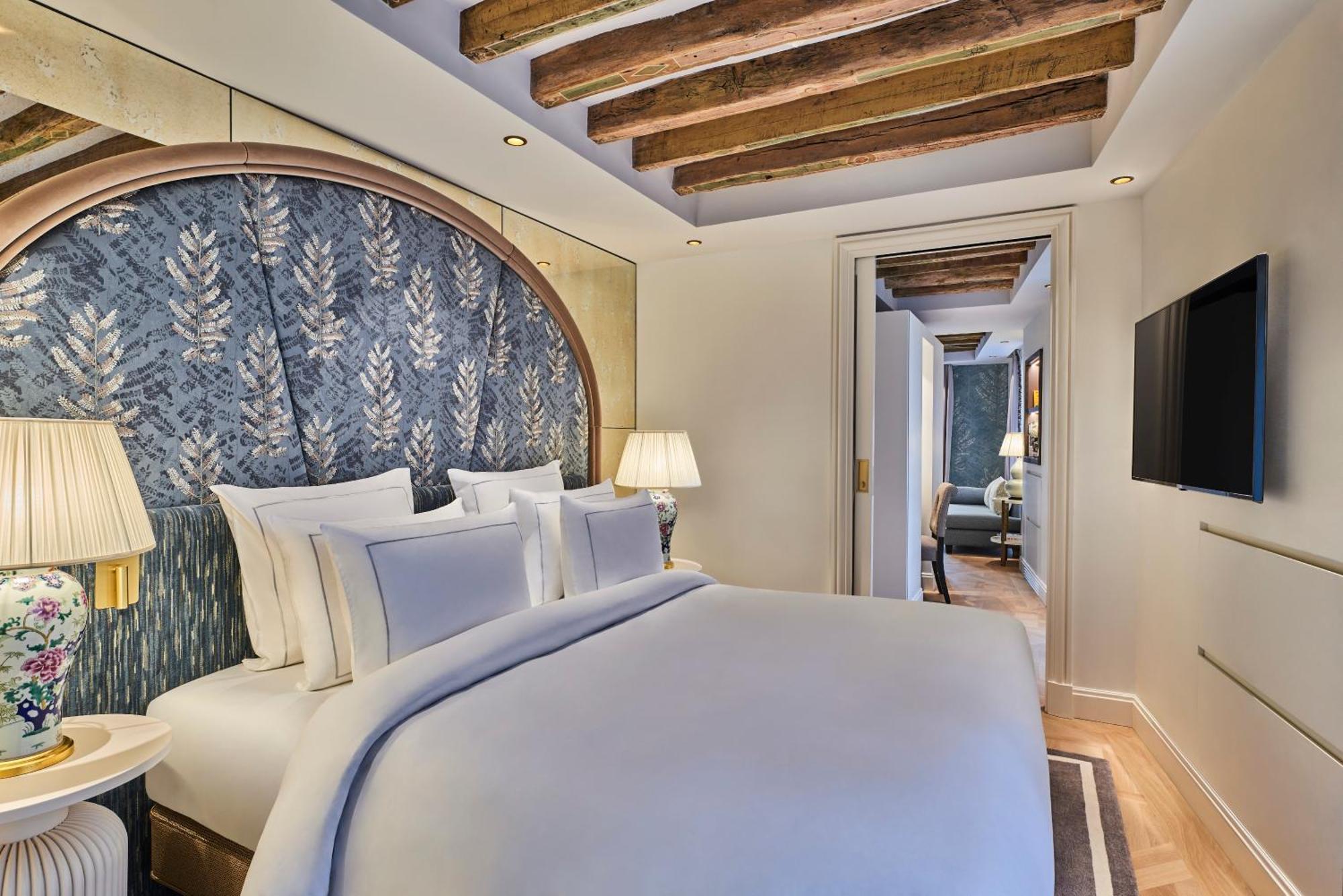 Two-Bedroom Apartment Vendome