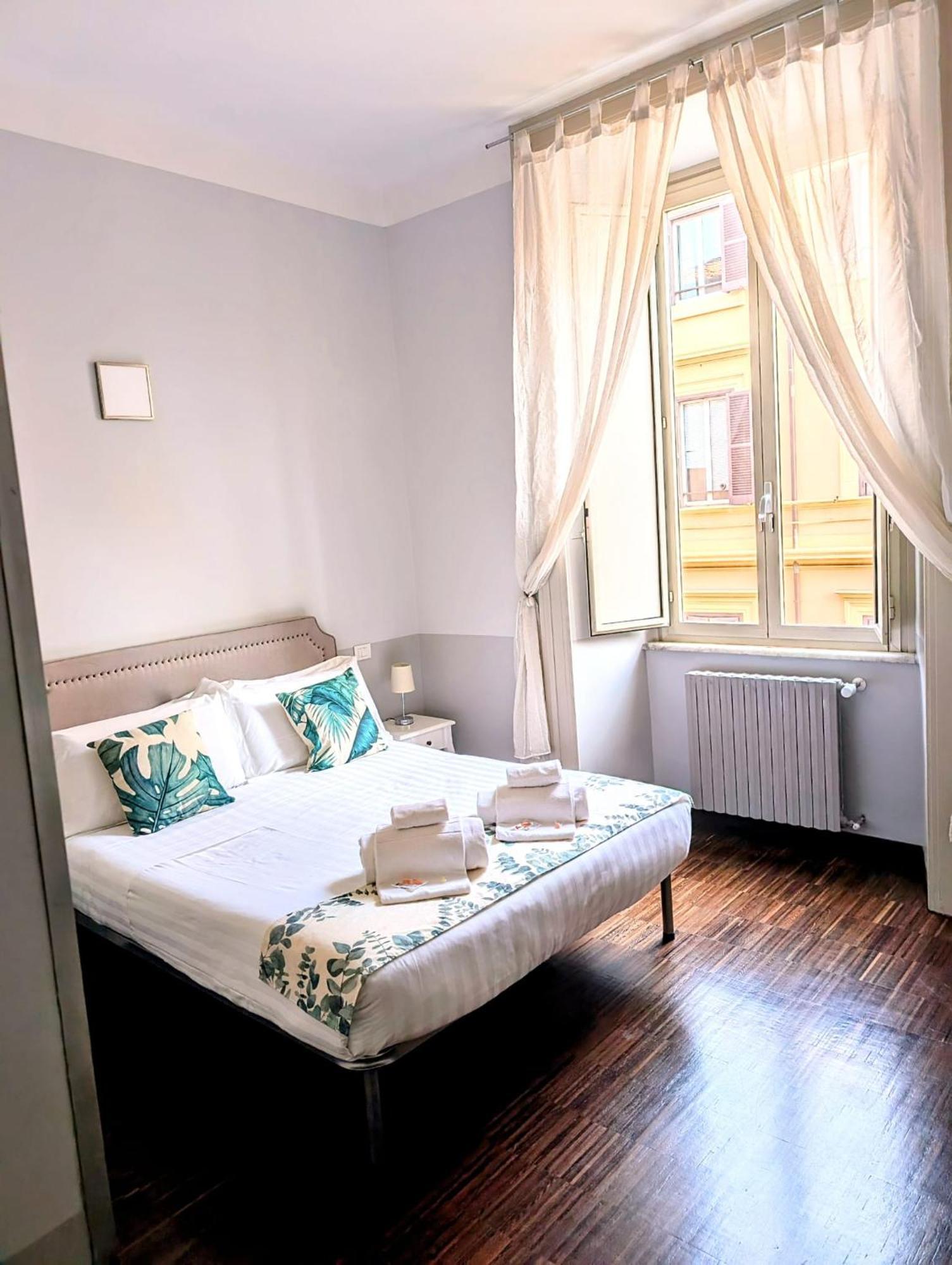 Double Room Private Bathroom