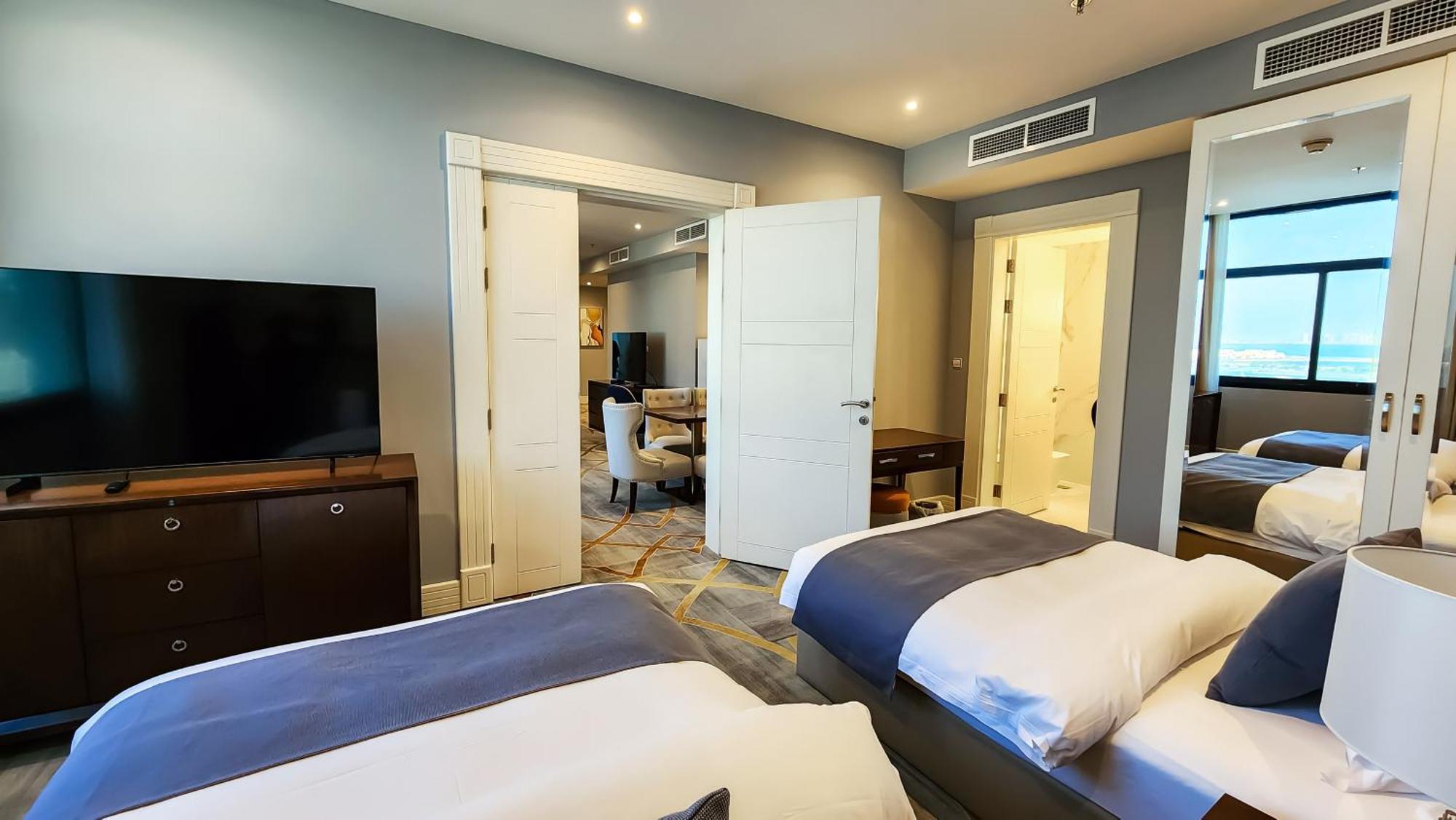 Royal Suite 2 Bedrooms – Sea View