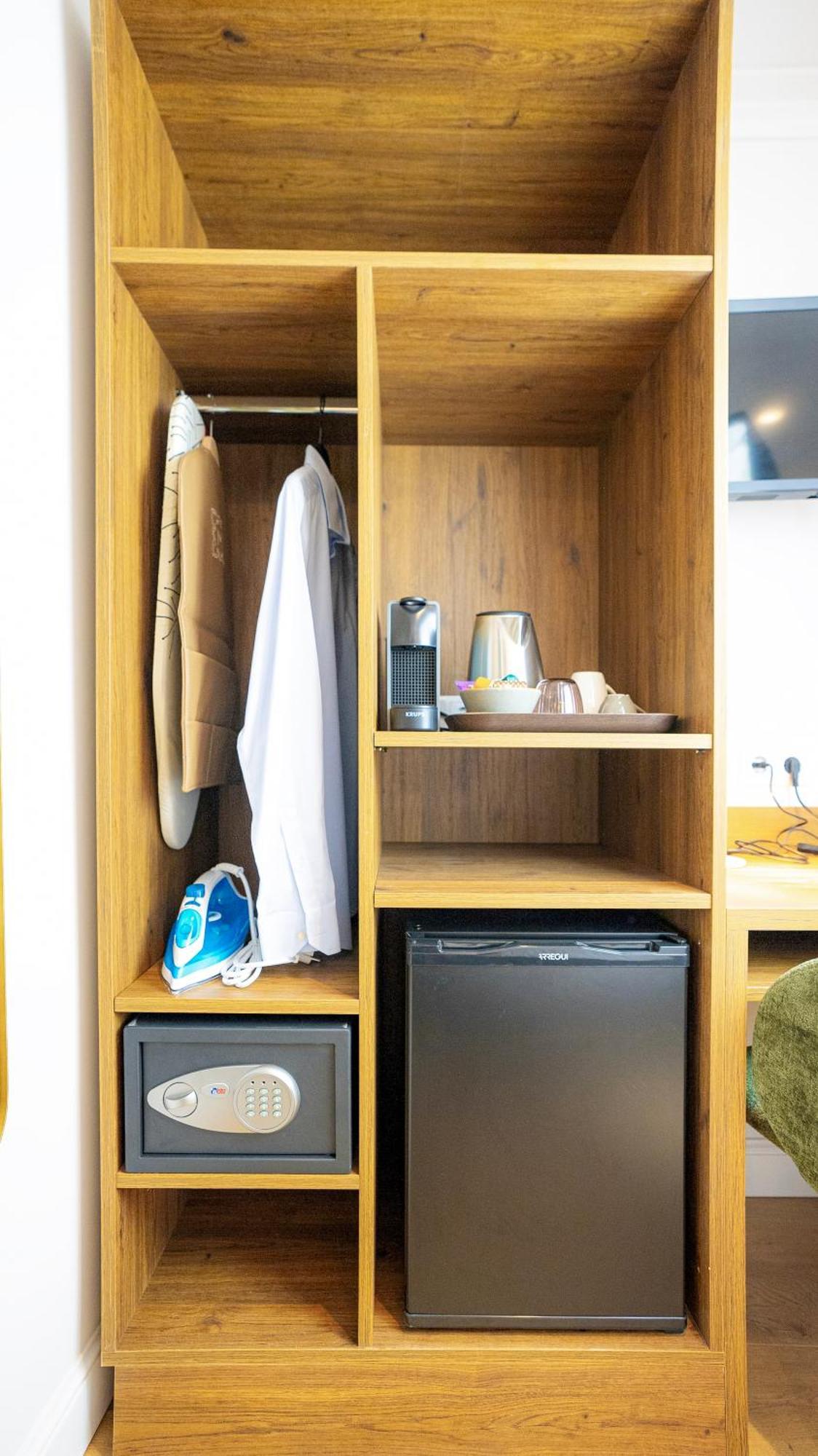 Budget Double Room,1639484209:JPEG