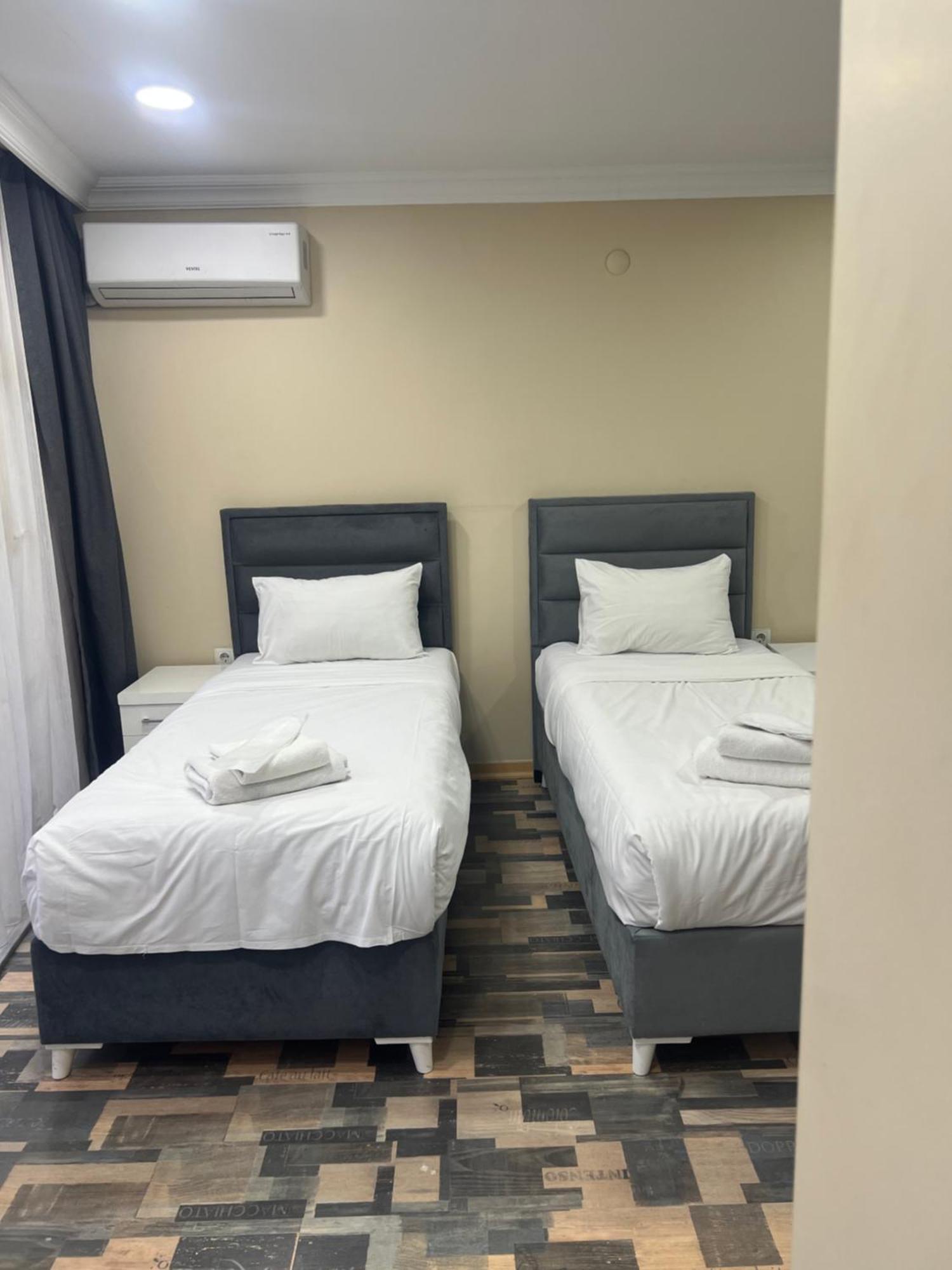 Deluxe Double or Twin Room with City View