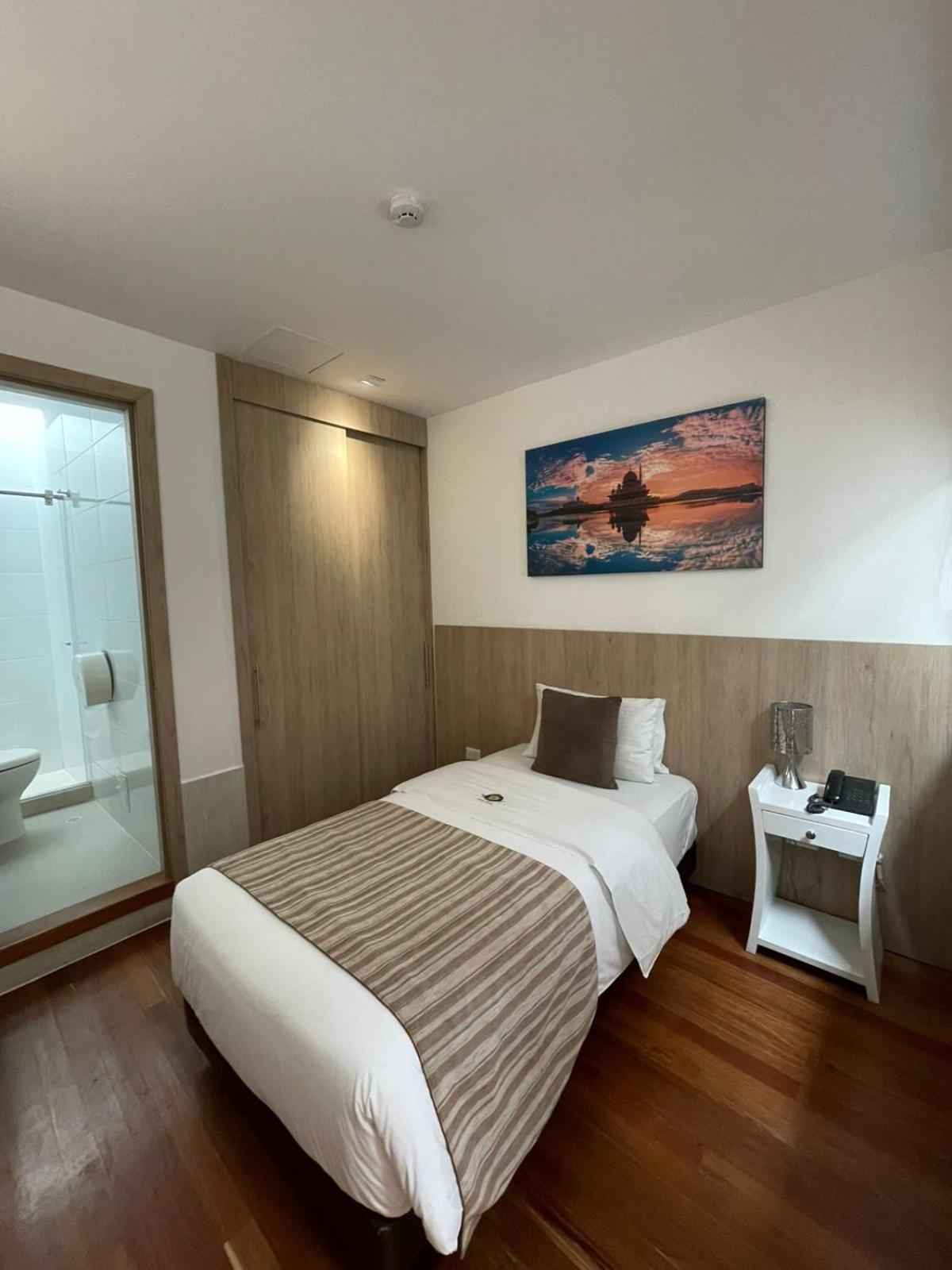Standard Single Room