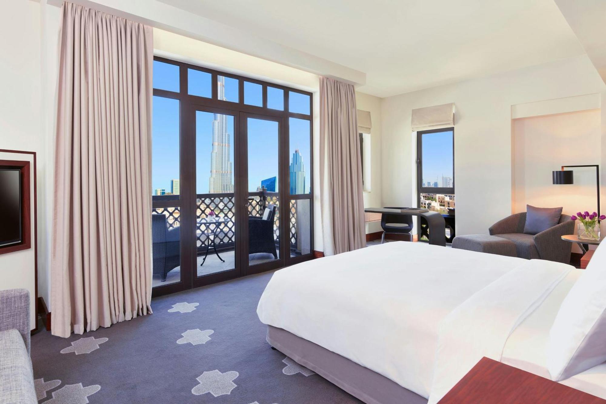 King Suite Sofa Bed Premier Landmark View