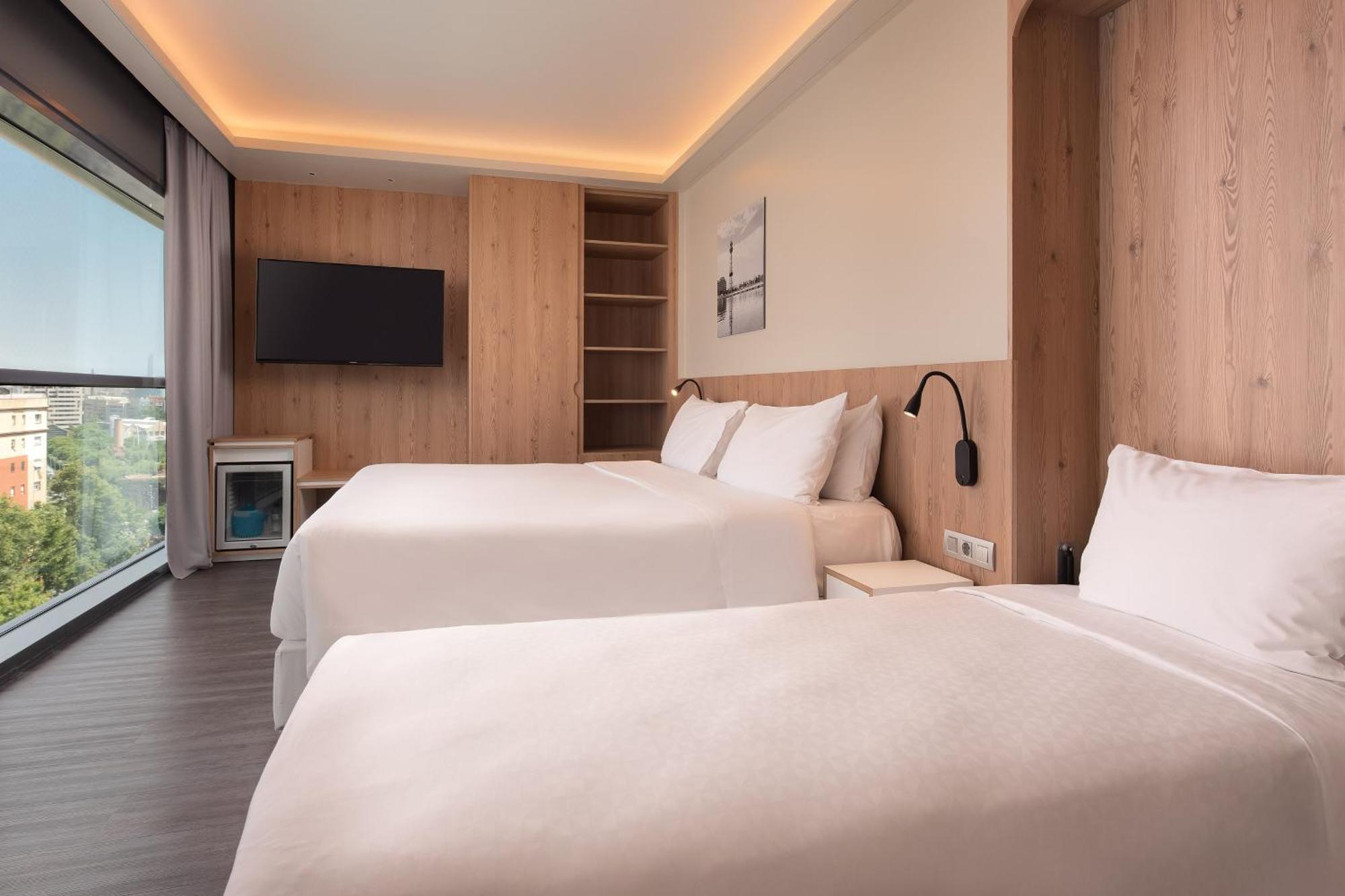 Executive King Room with City View