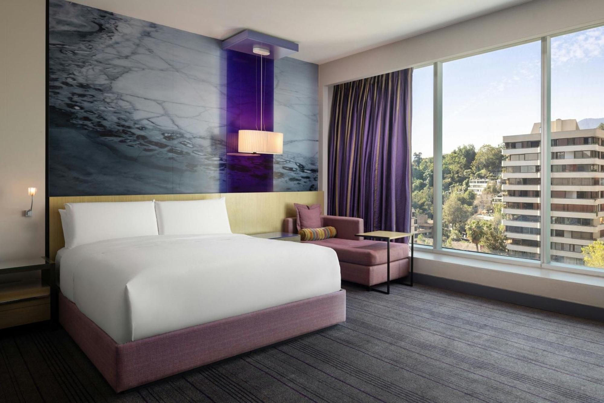 Wonderful Guest room 1 King City view