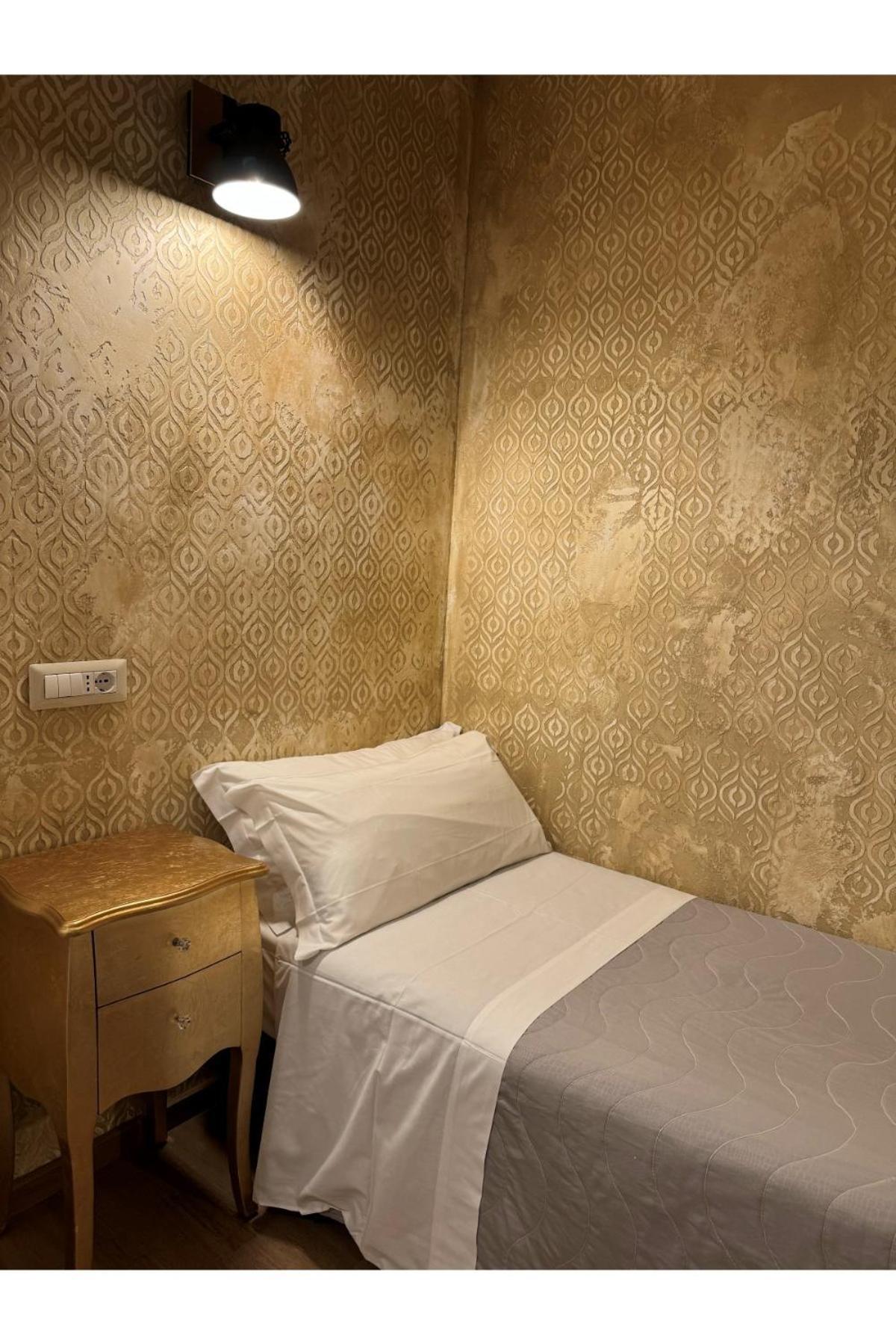Large Single Room