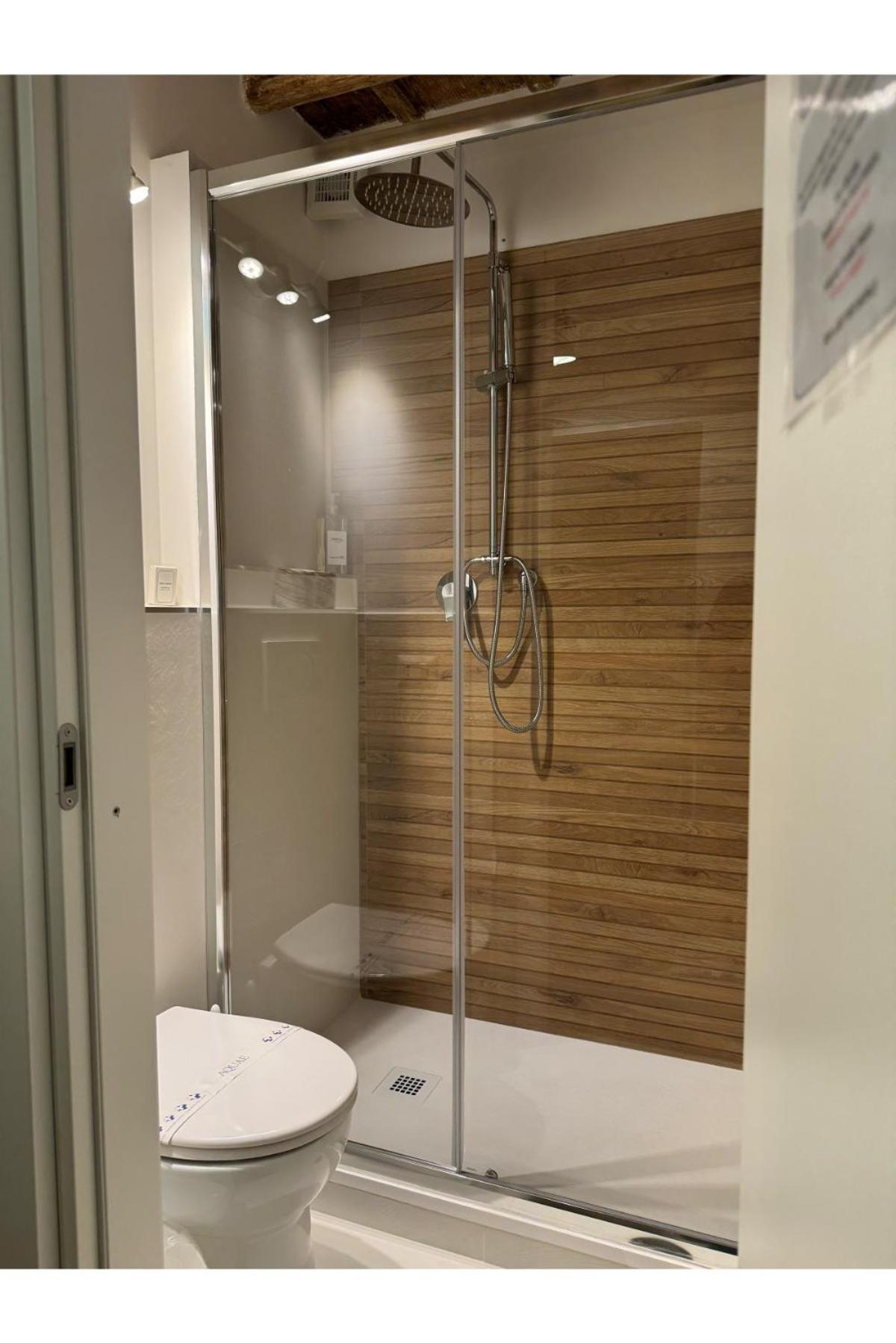 Large Single Room