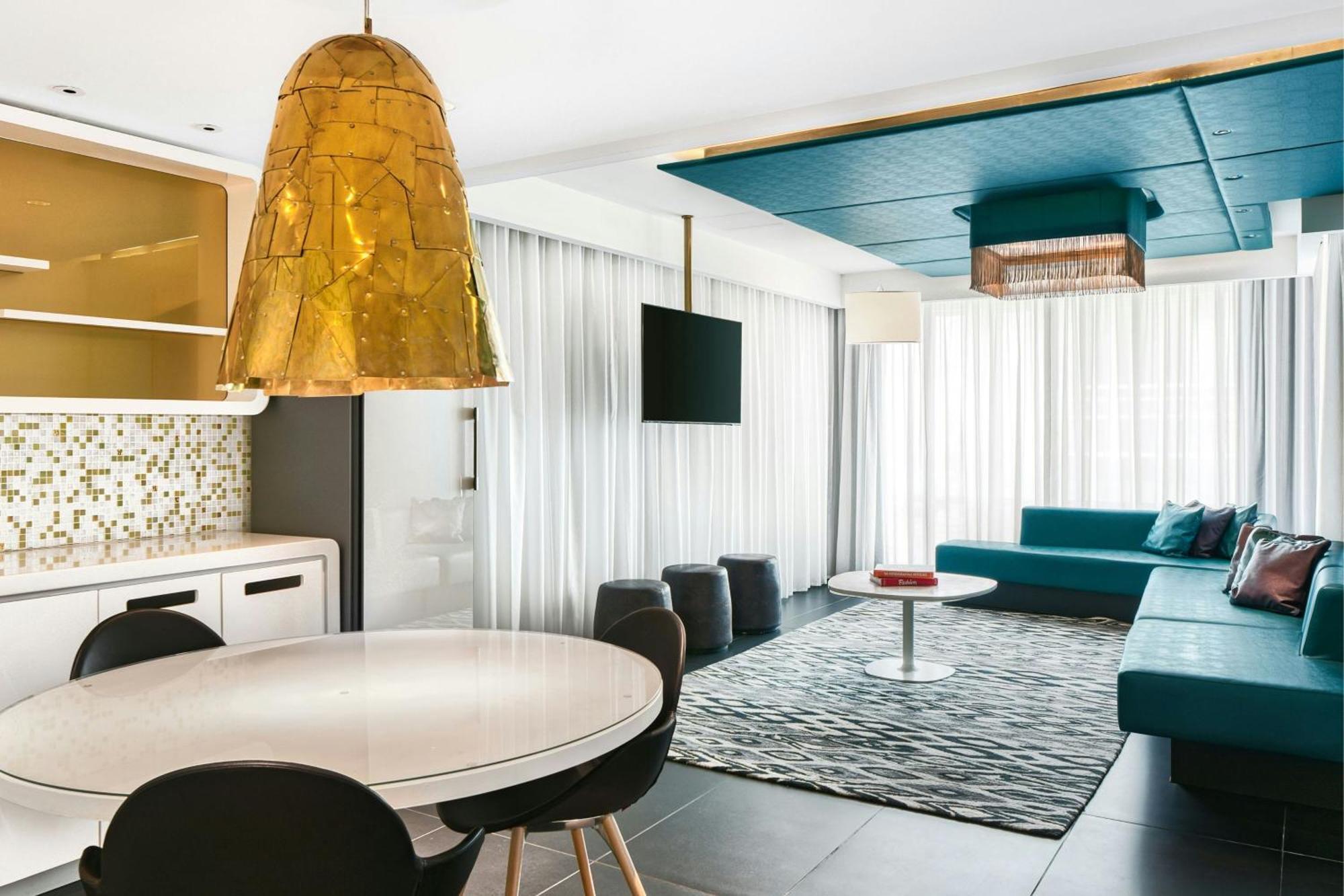One-Bedroom Vice Presidential Penthouse Suite High Floor