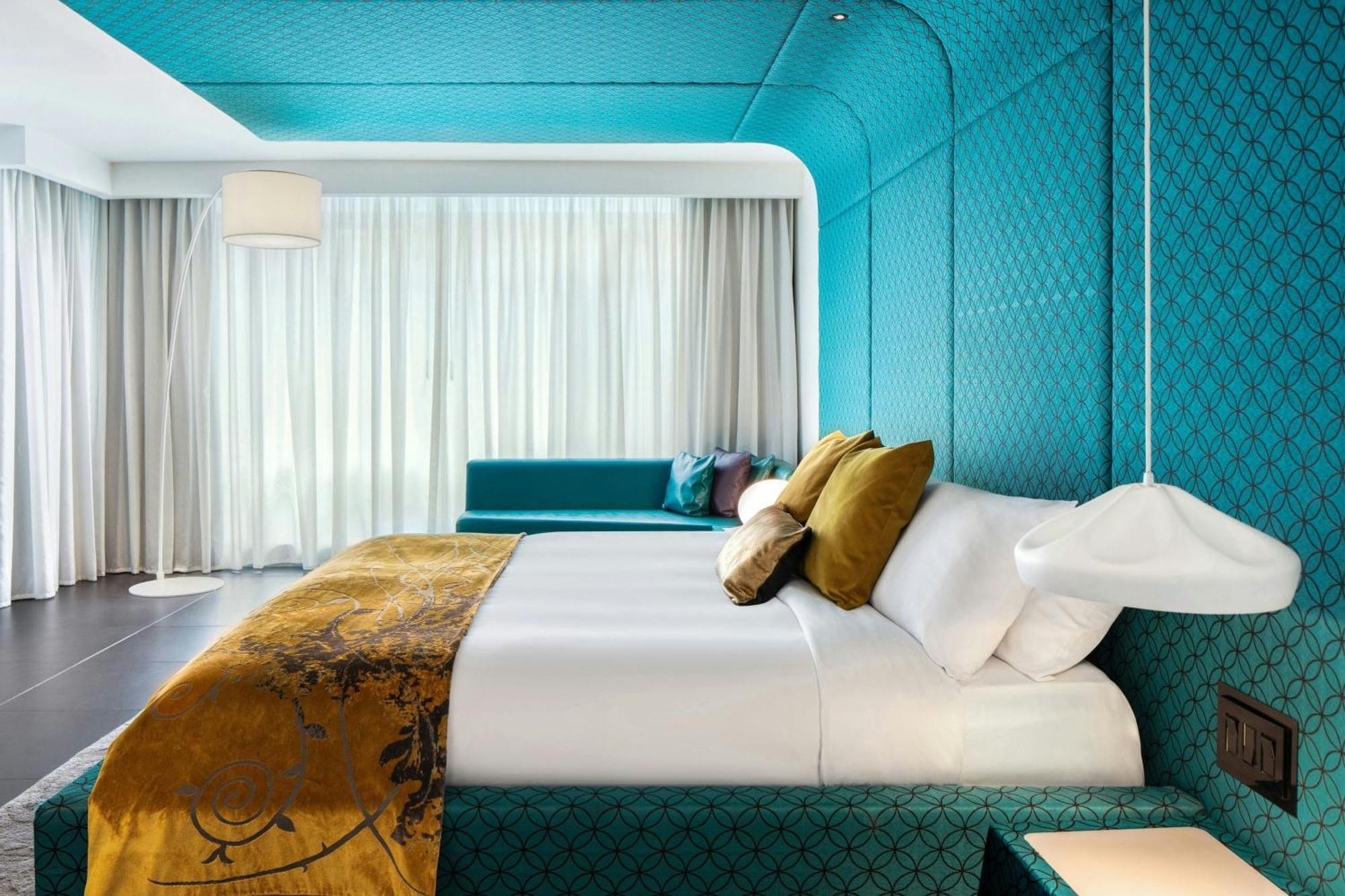 One-Bedroom Vice Presidential Penthouse Suite High Floor