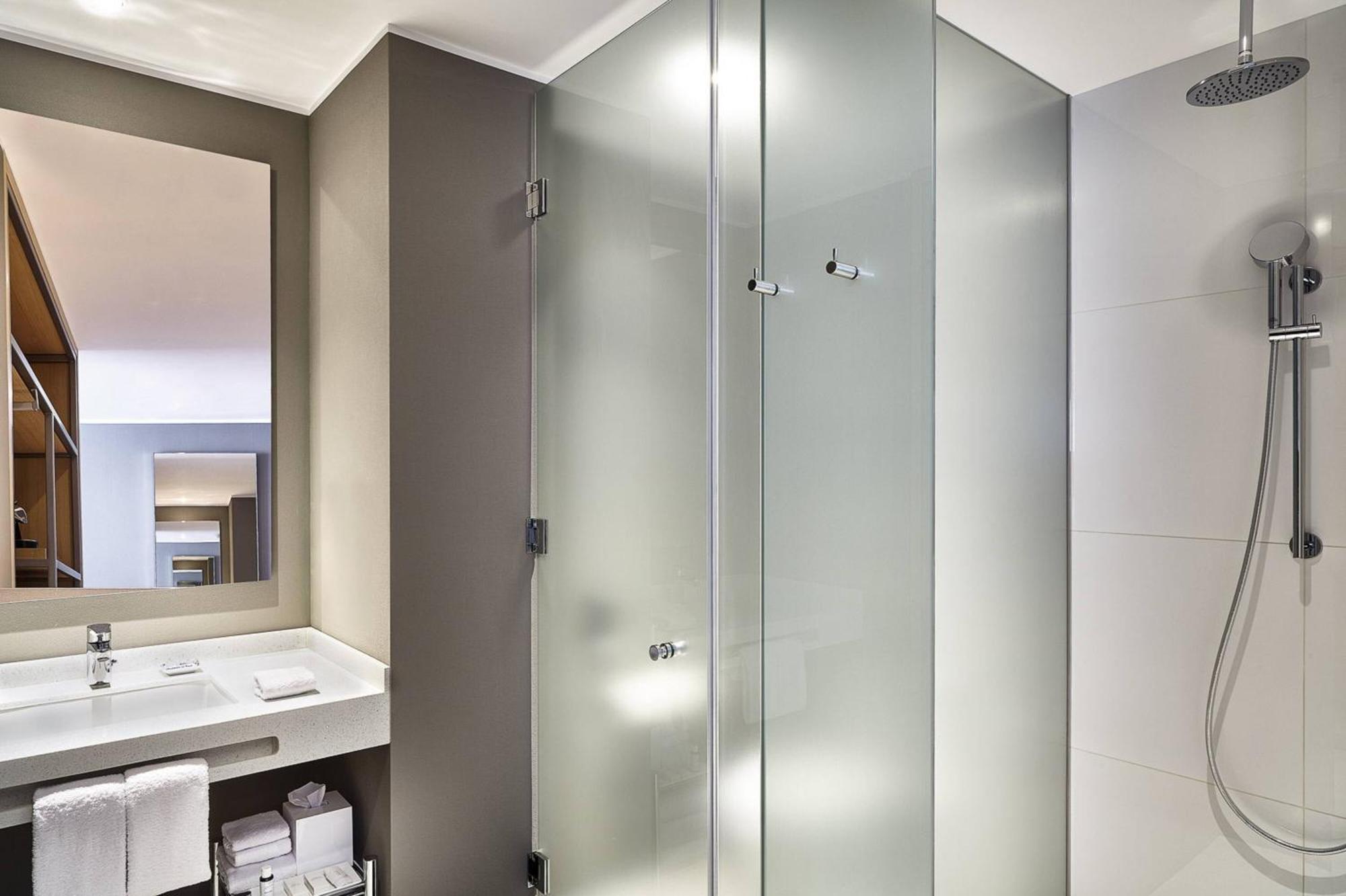 Deluxe Double Room Partial Ocean View