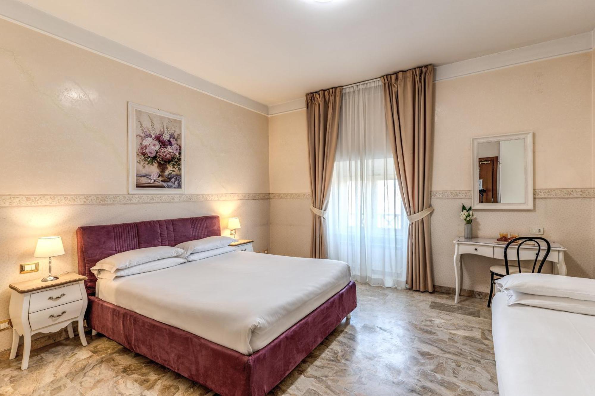 Classic Triple Room