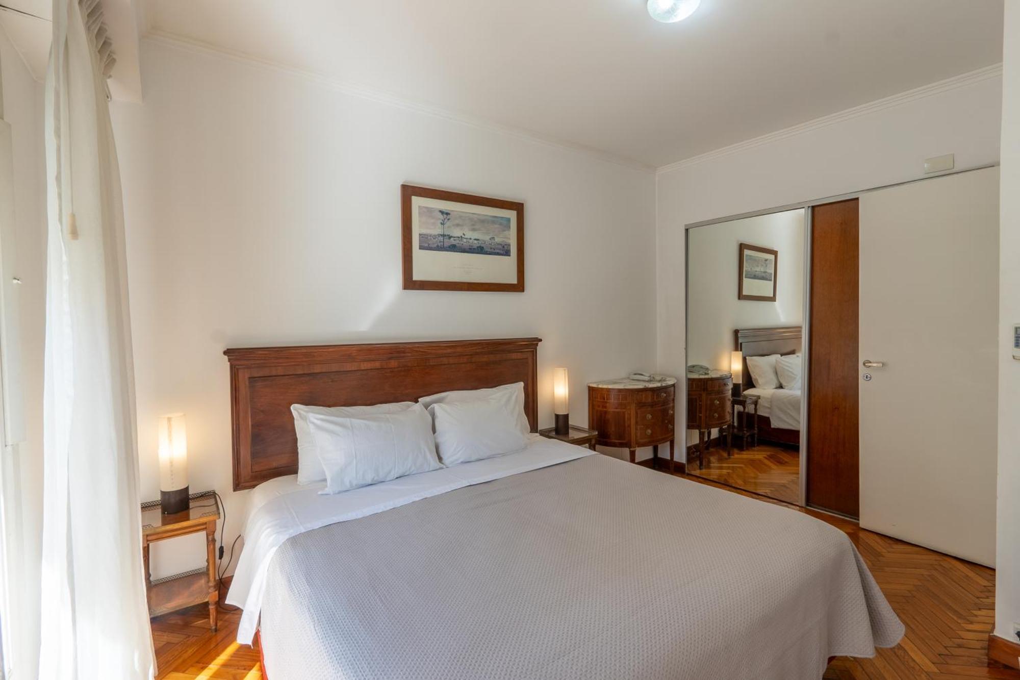 One-Bedroom Standard Apartment