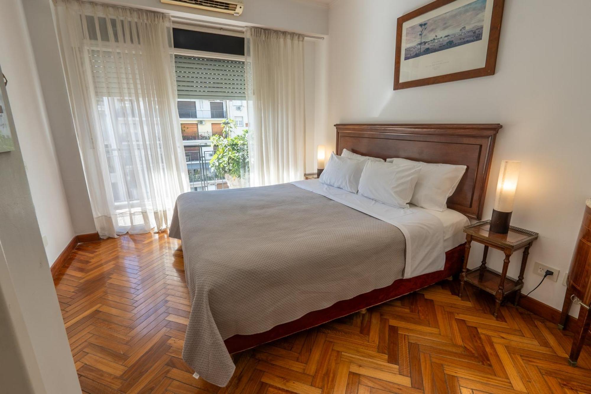One-Bedroom Standard Apartment