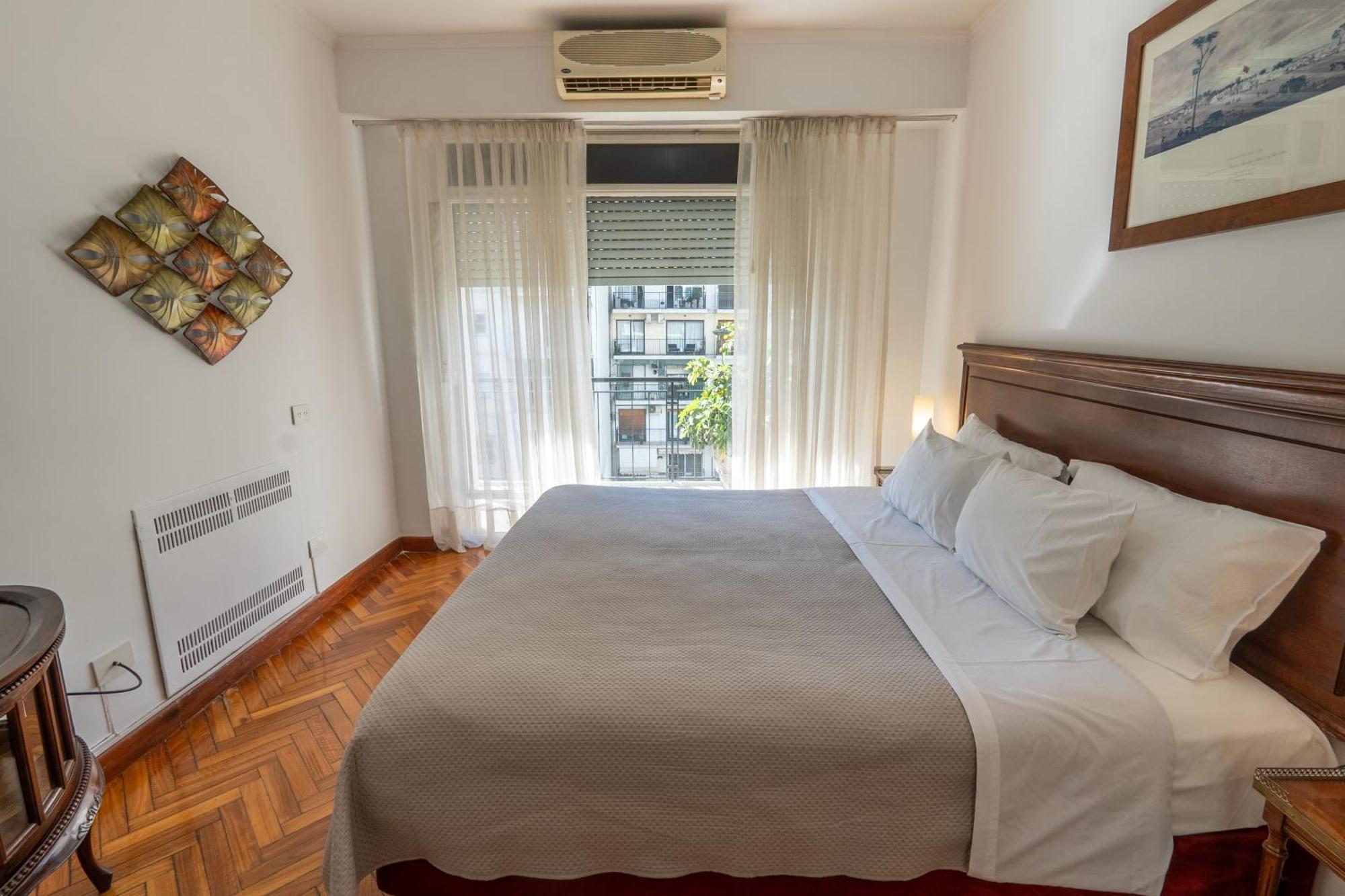 One-Bedroom Standard Apartment