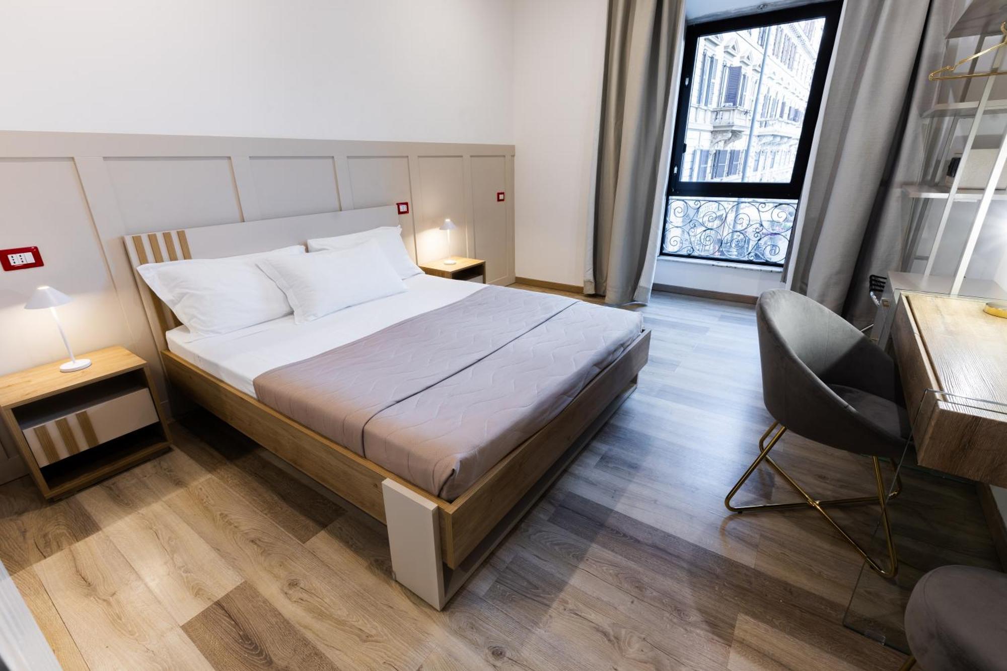 Deluxe Double Room City View
