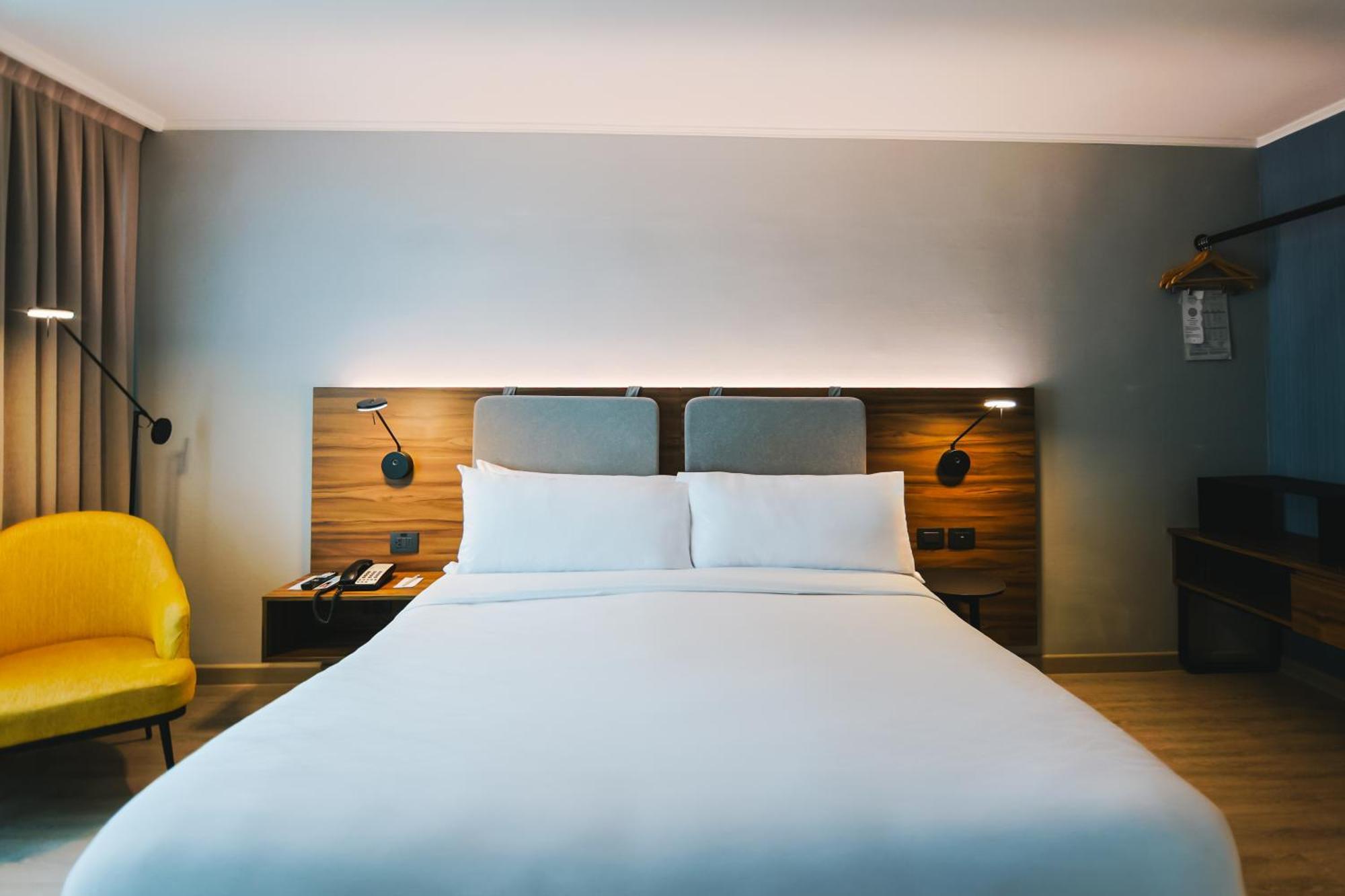 Standard King Room