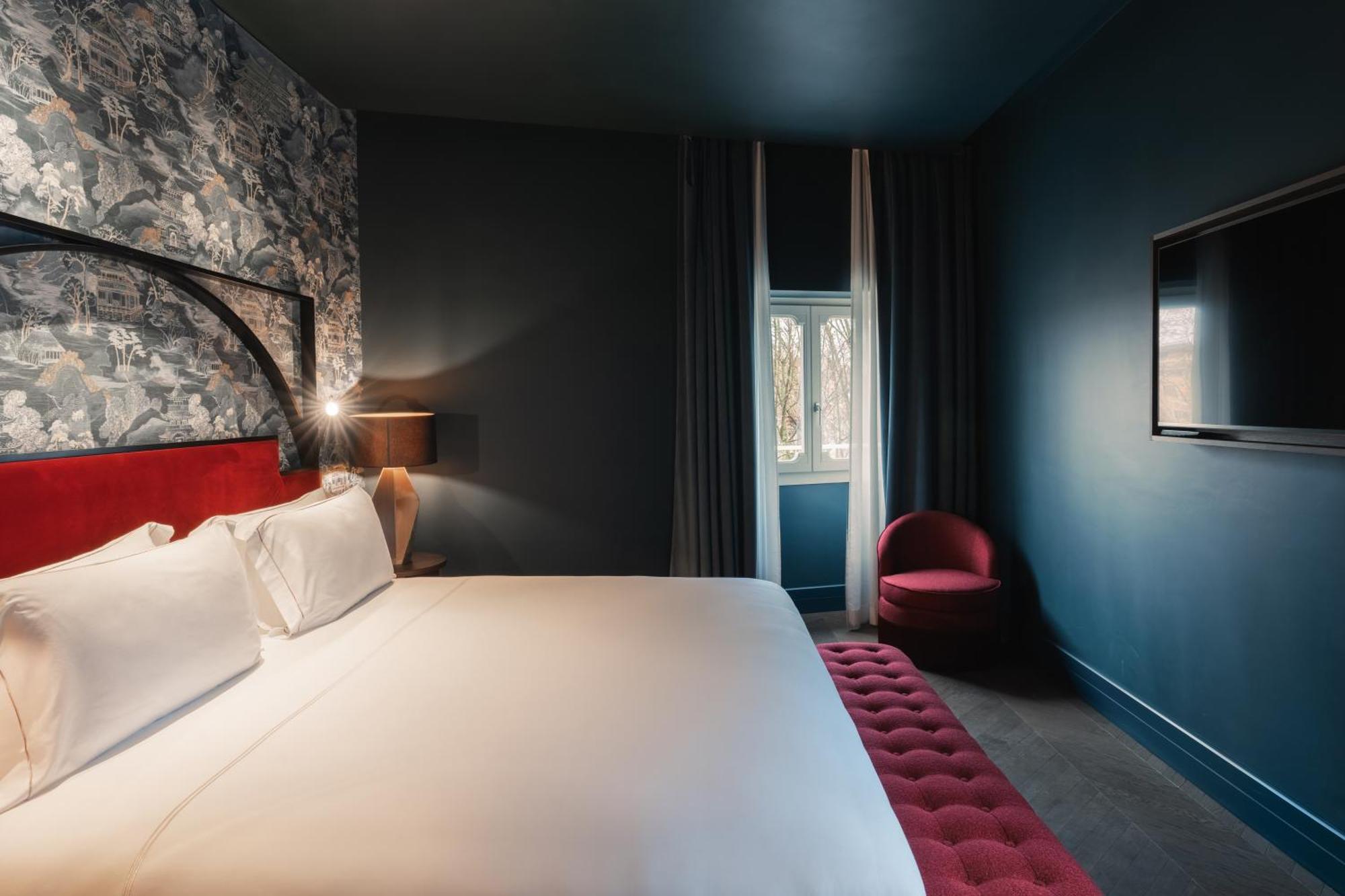 Large Double Room