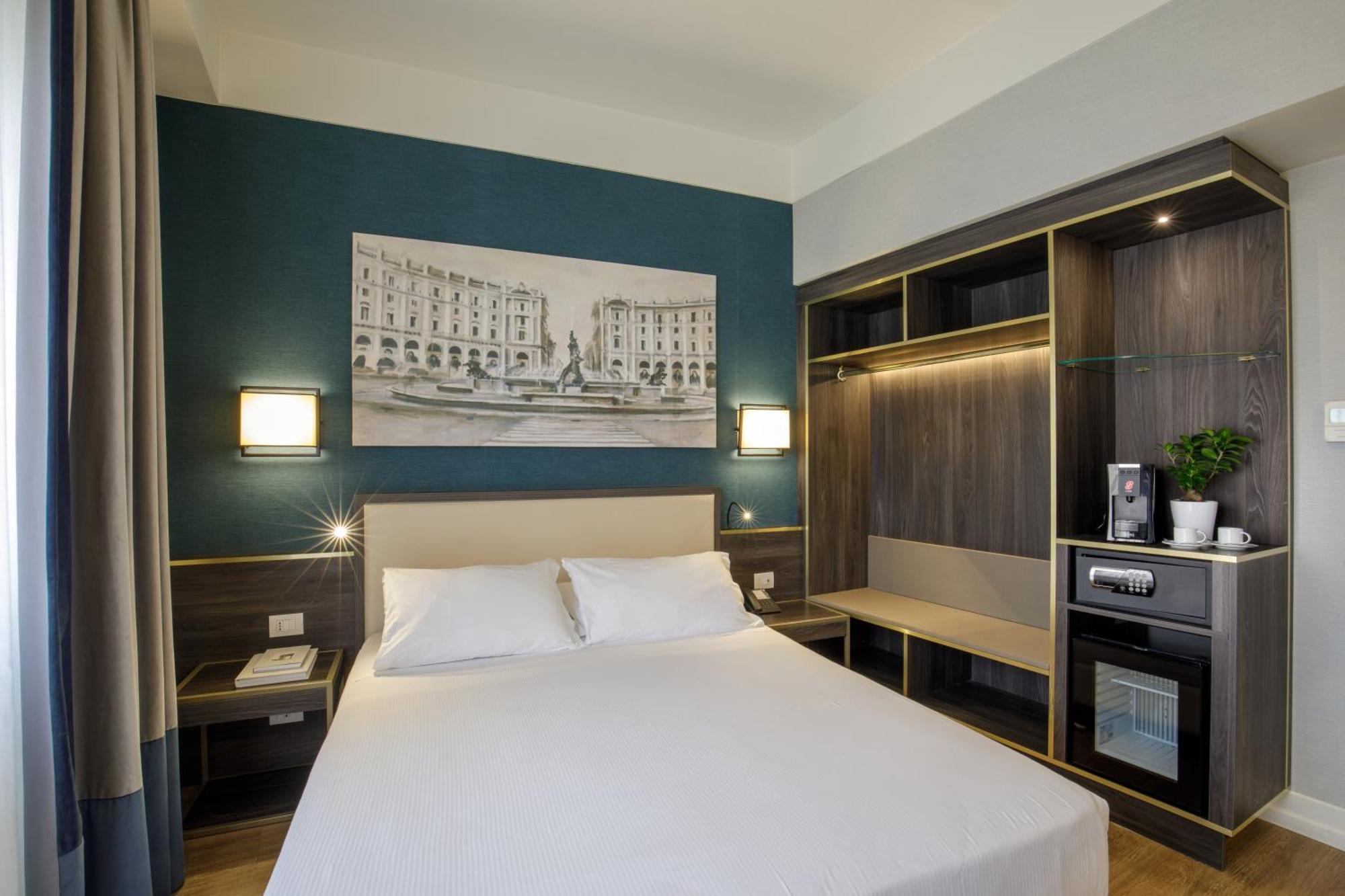 Deluxe Double or Twin Room