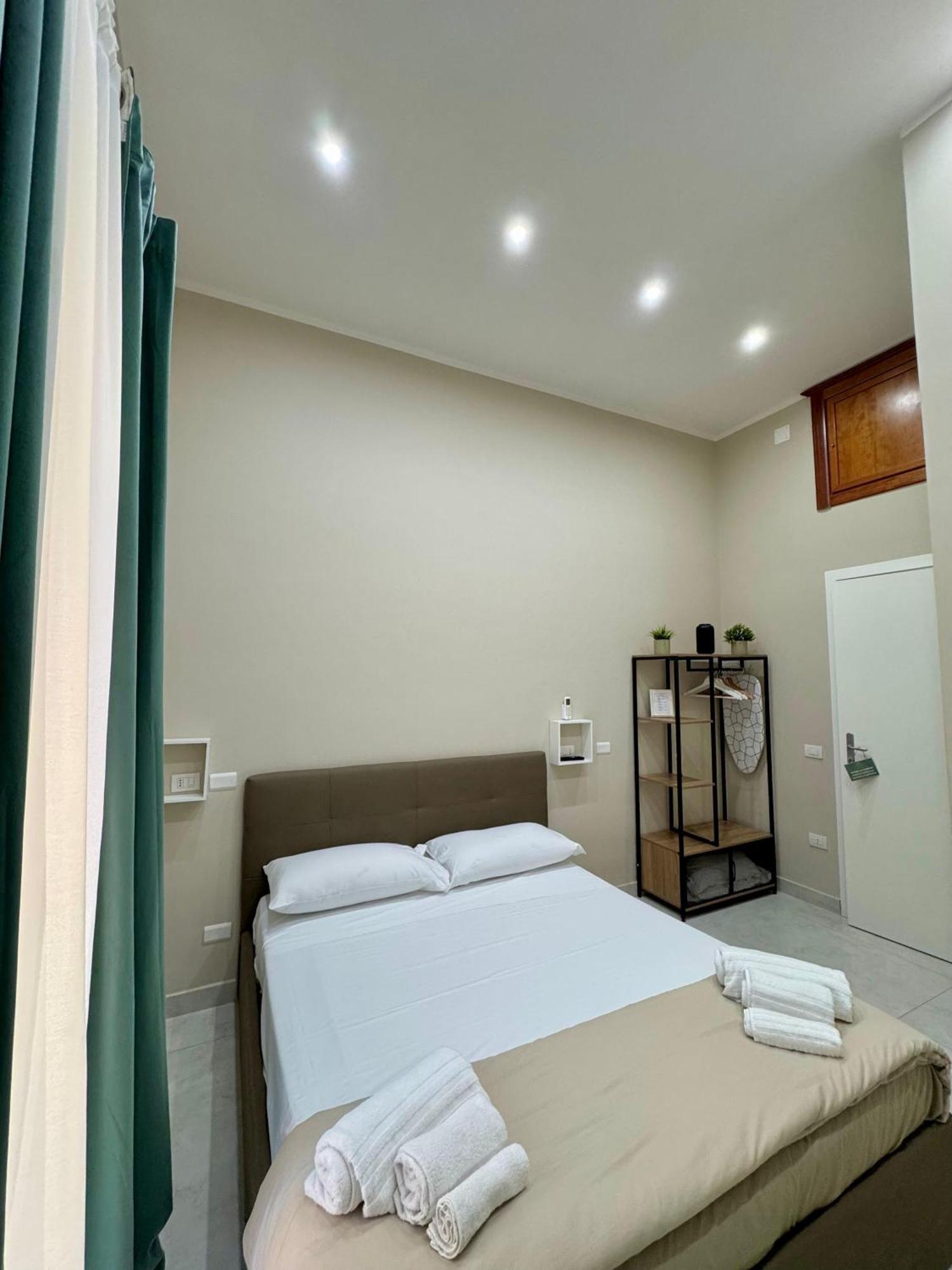 Double Room Private Bathroom