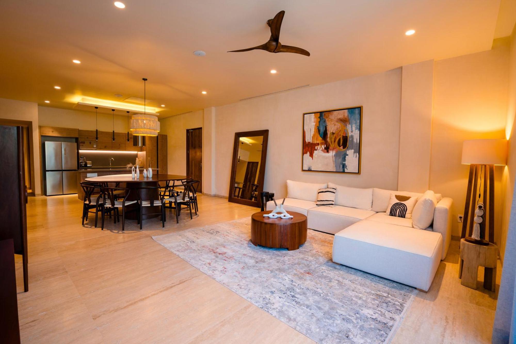 Premium 2 bedroom apartment 2 bathroom & plunge pool