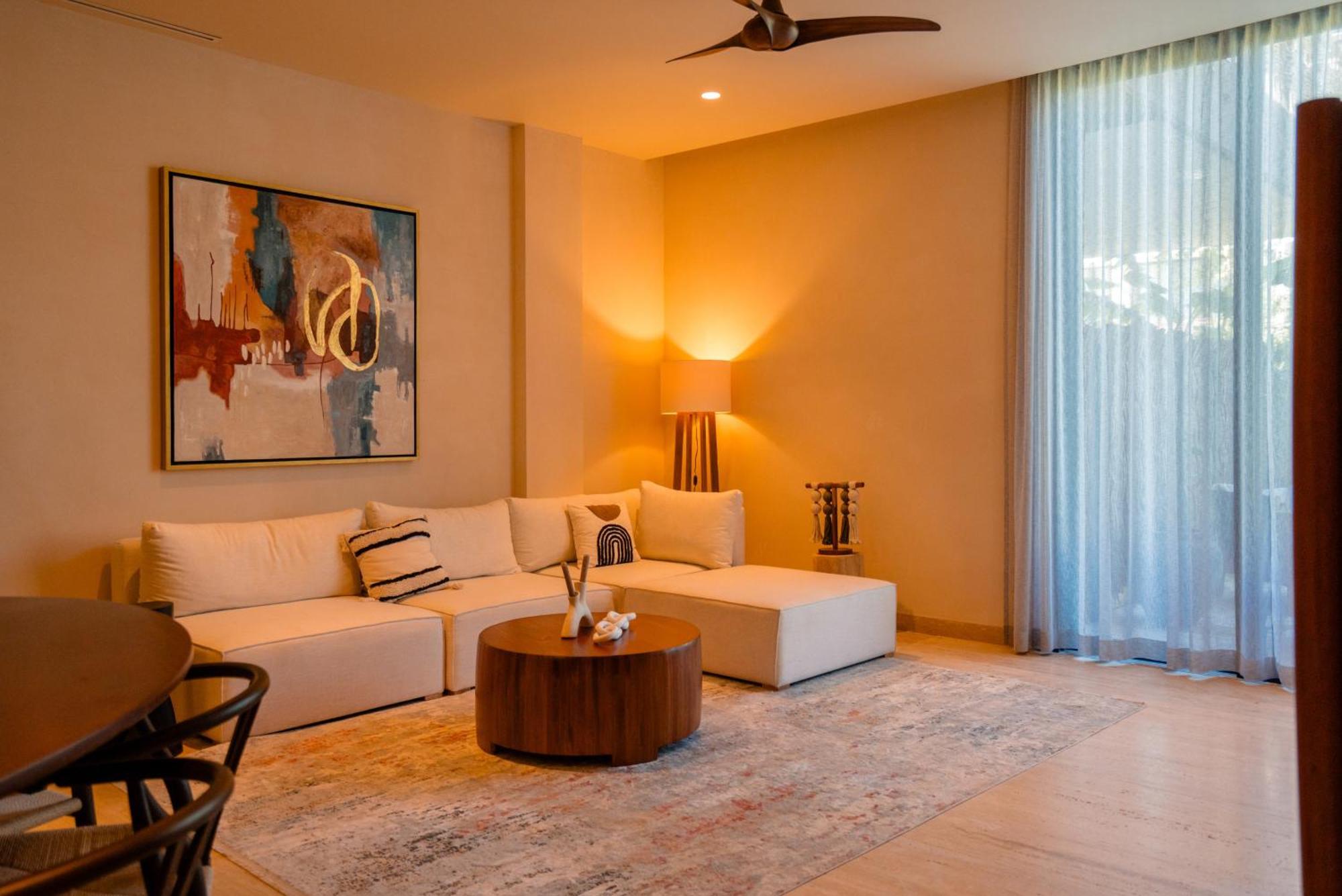 Premium 2 bedroom apartment 2 bathroom & plunge pool