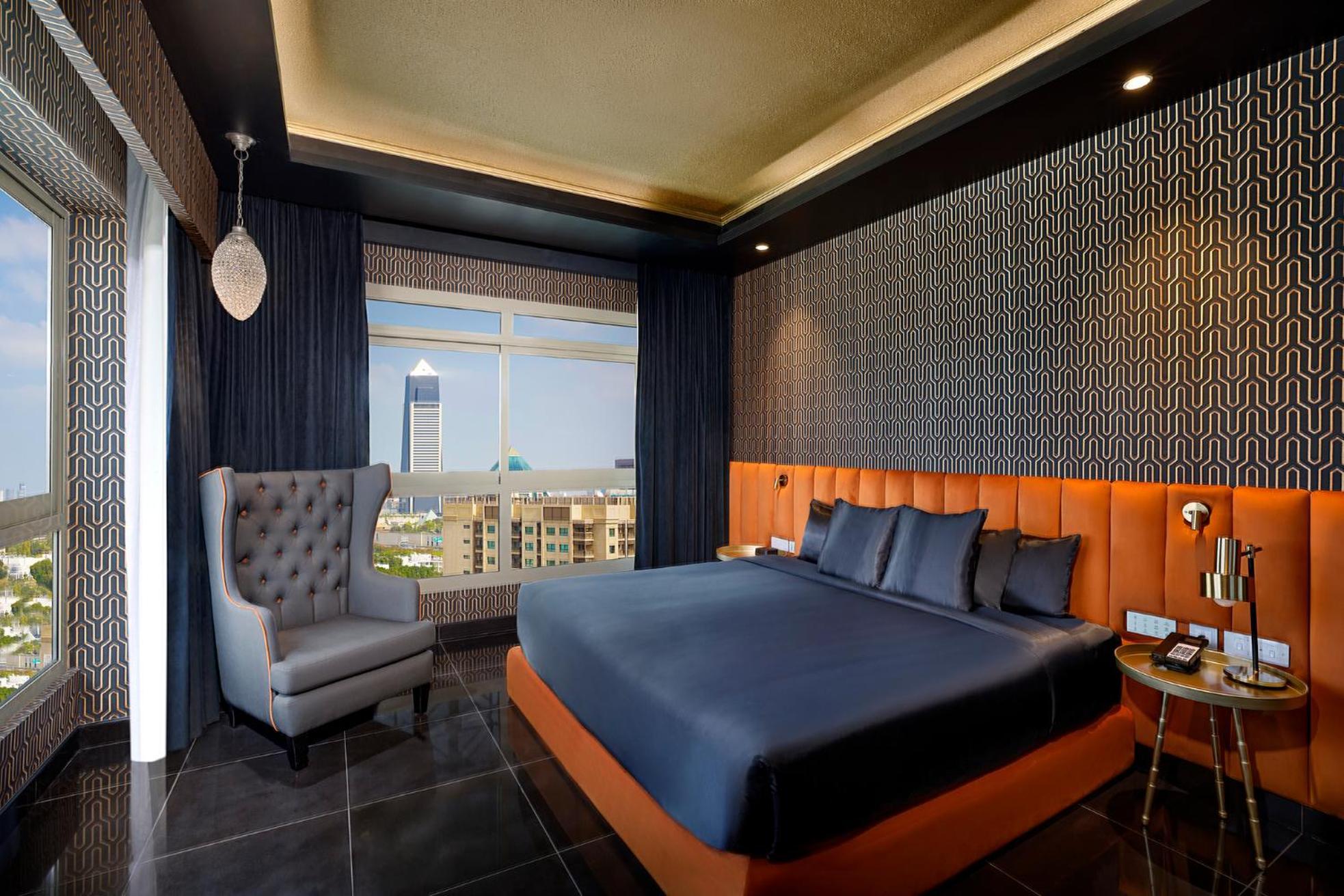 Premium Level Luxury Private Bar