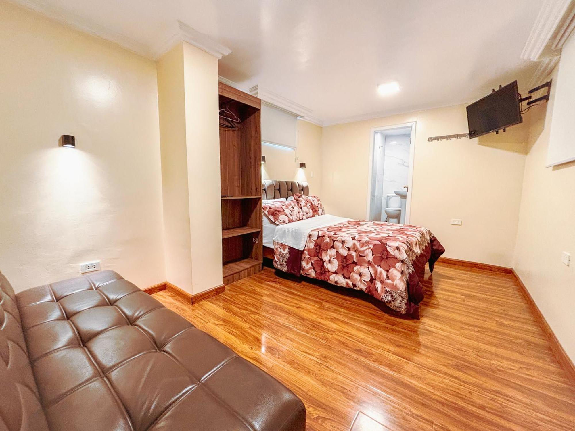 Double Room Private Bathroom
