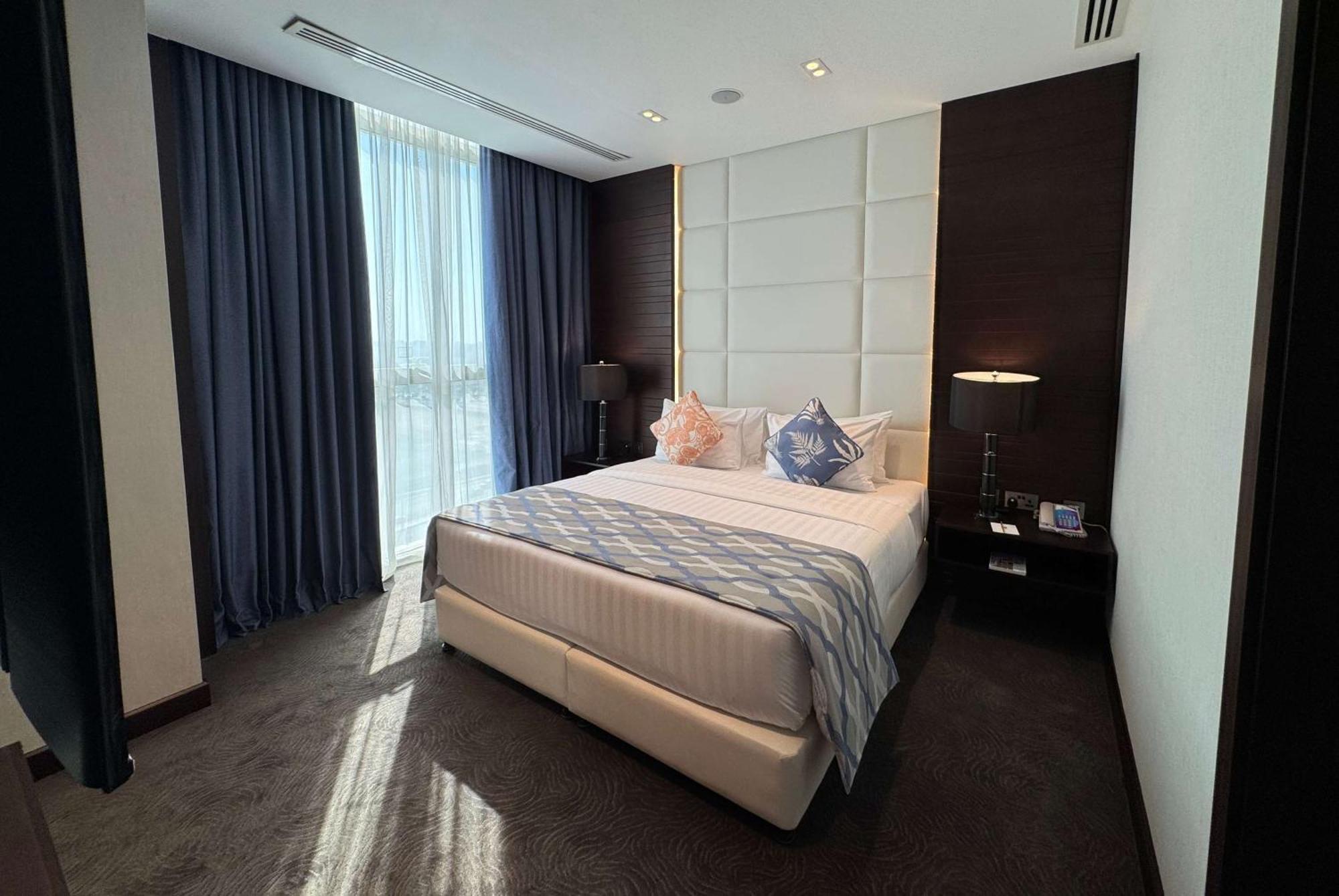 Diplomatic Suite