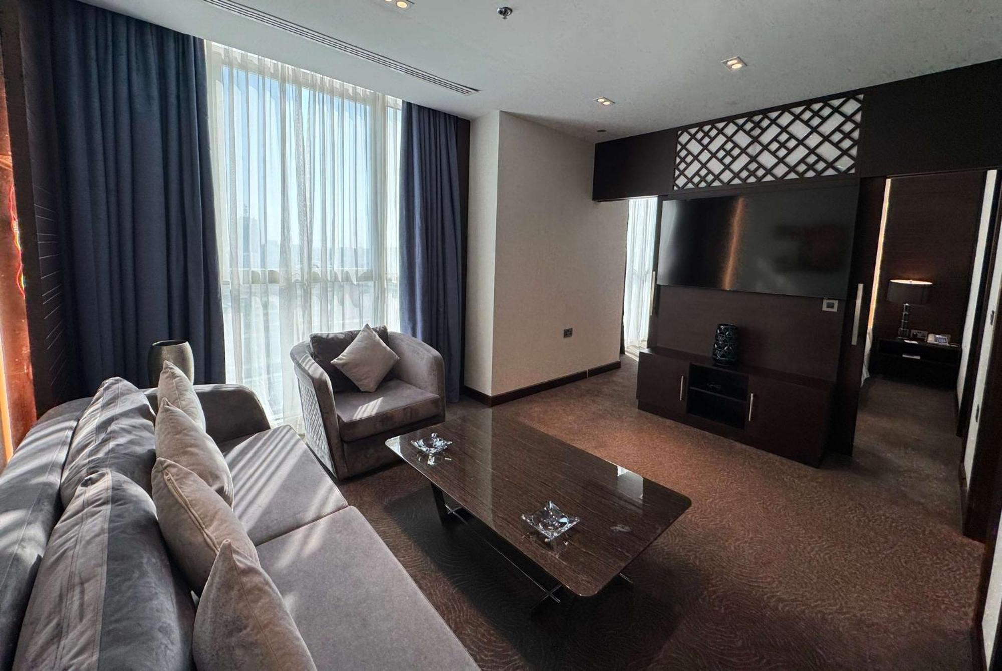 Diplomatic Suite