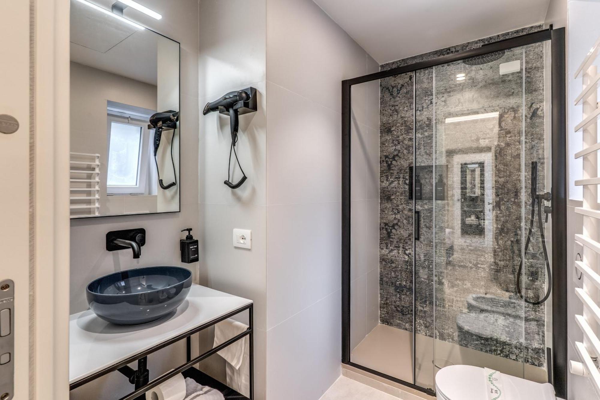 Deluxe Family Suite