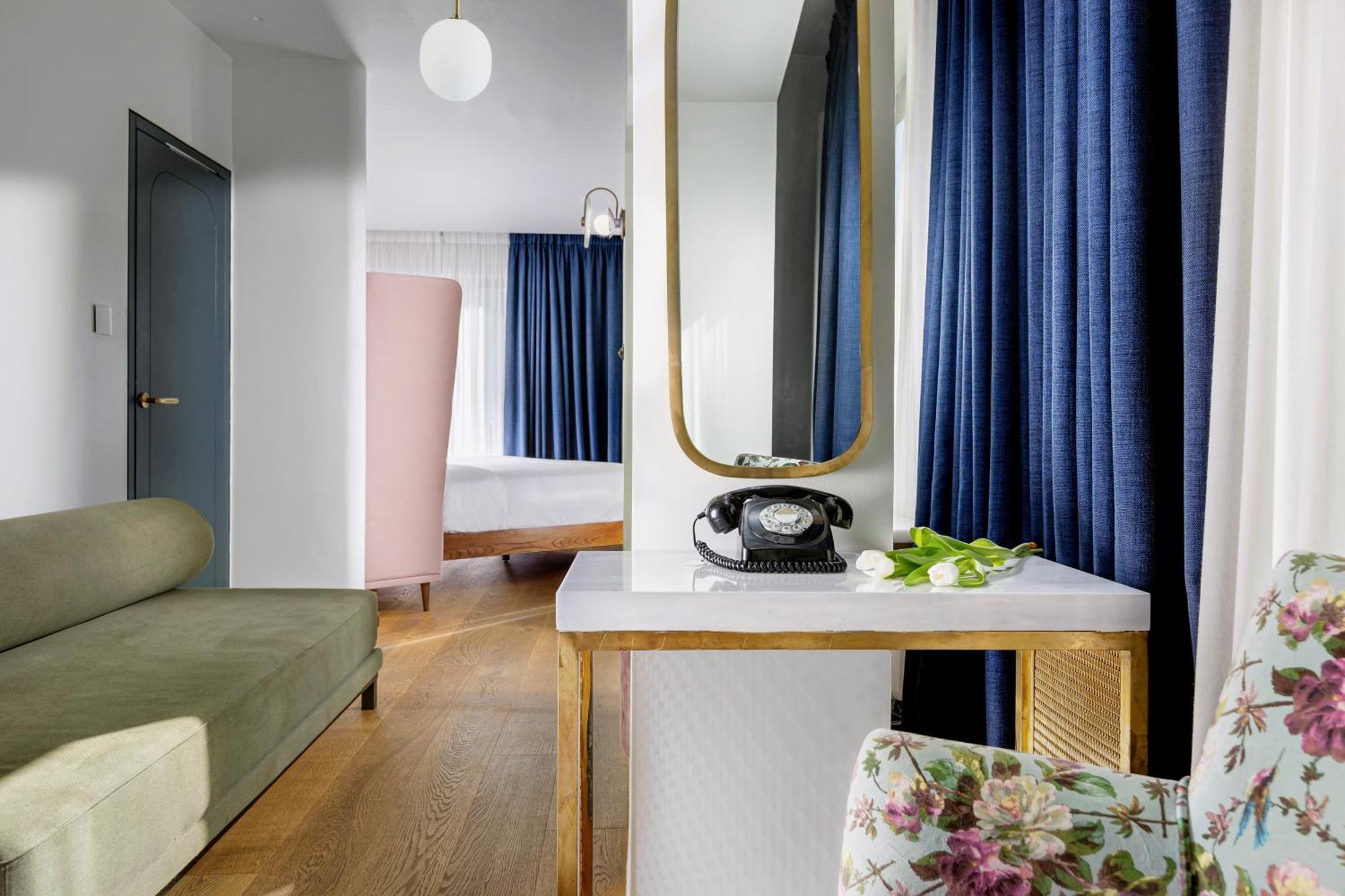 Executive Suite