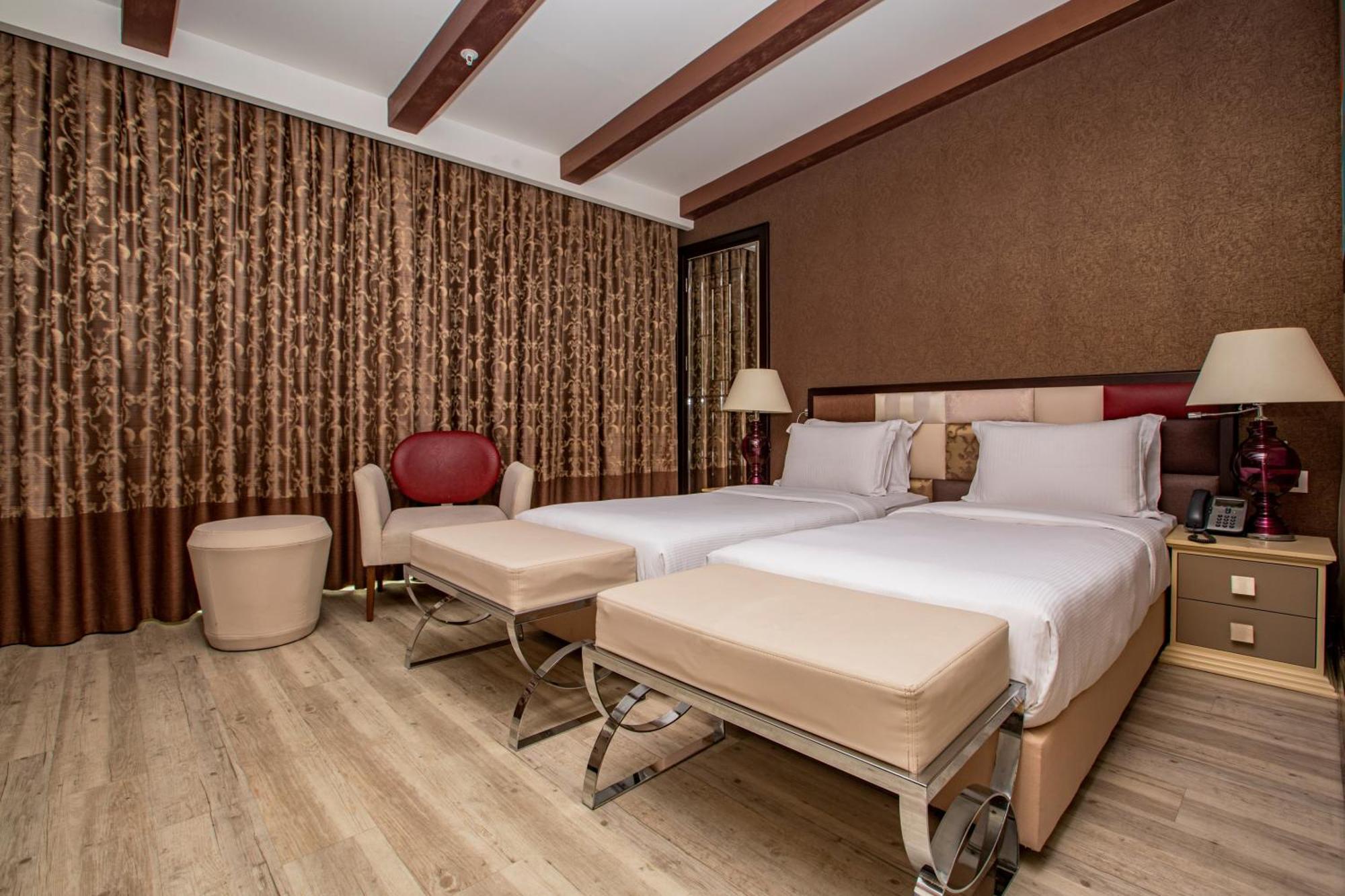 Deluxe Twin Room With Balcony