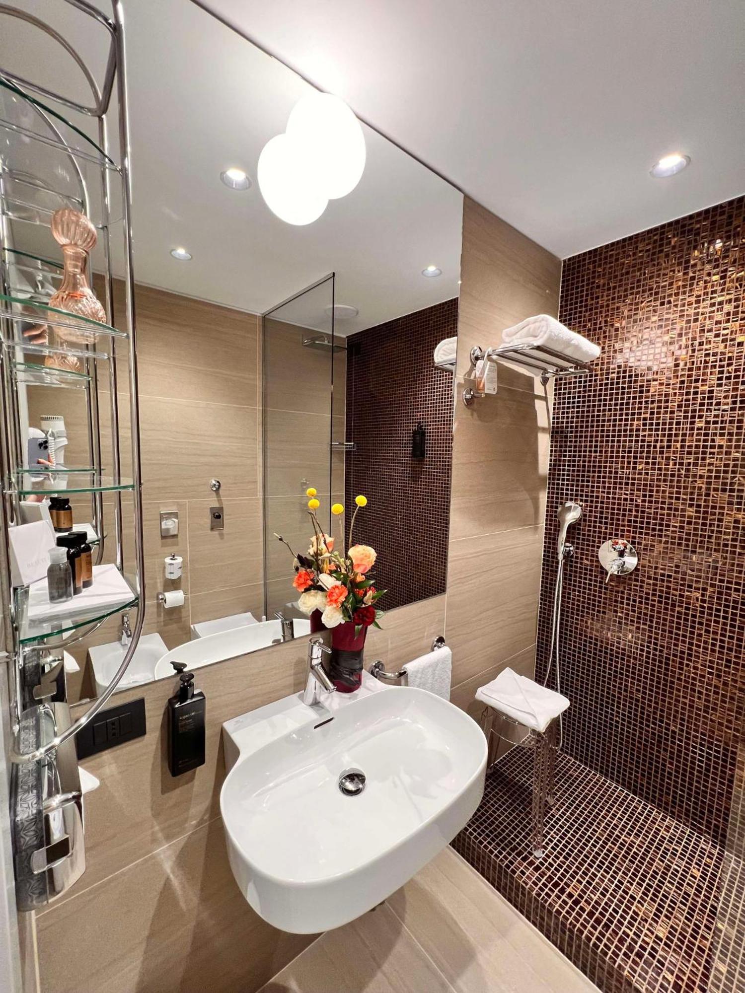 Comfort Single Room
