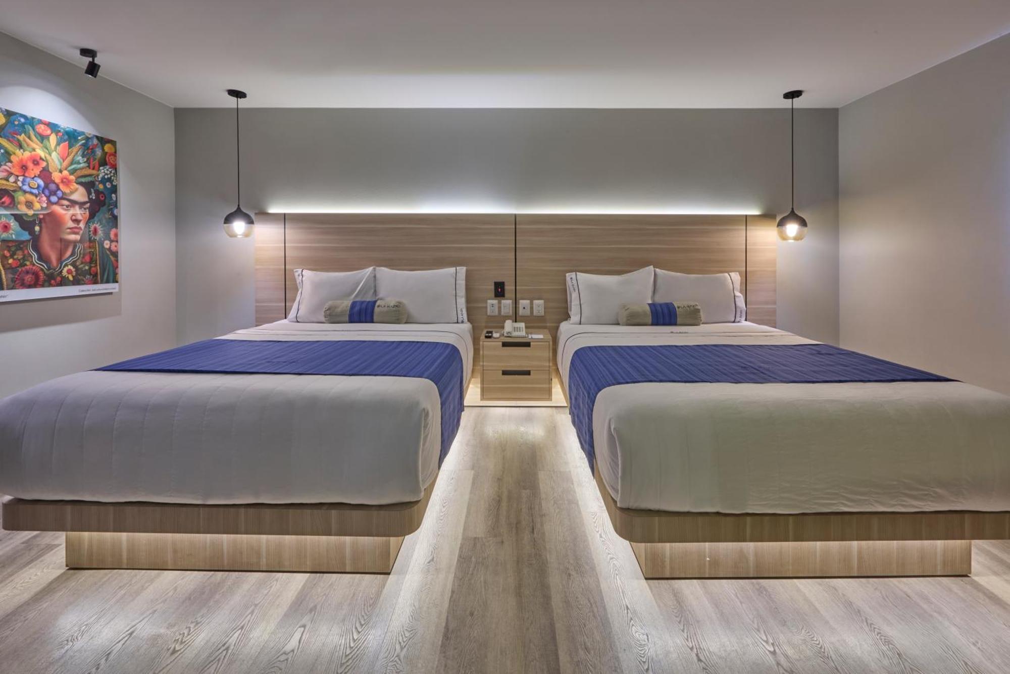 Superior Queen Room with Two Queen Beds